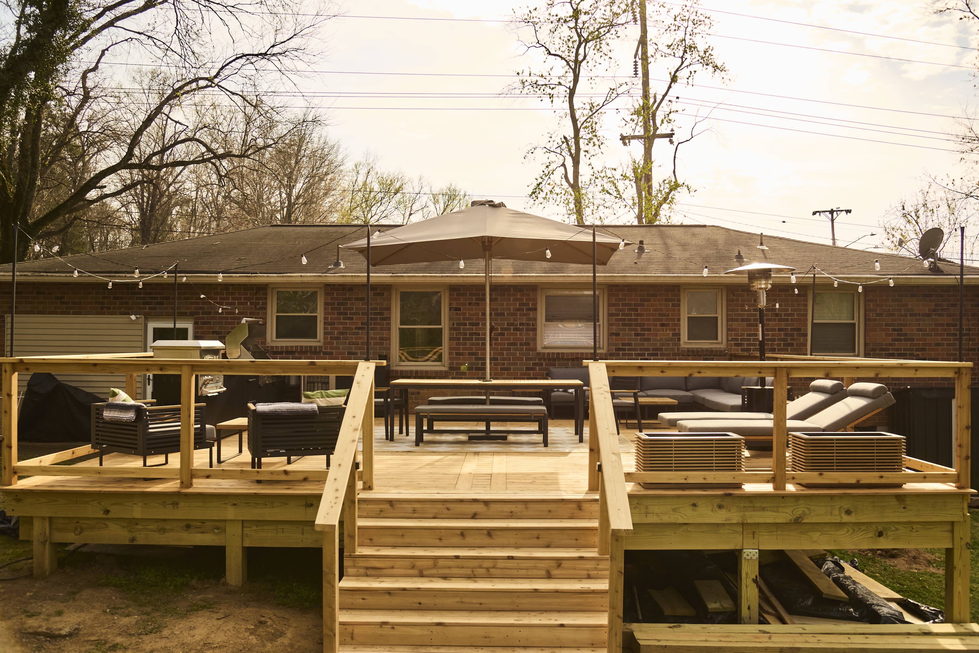 800 sq ft Outdoor Kitchen and Backyard Image in Haynes Manor, Nashville, TN
