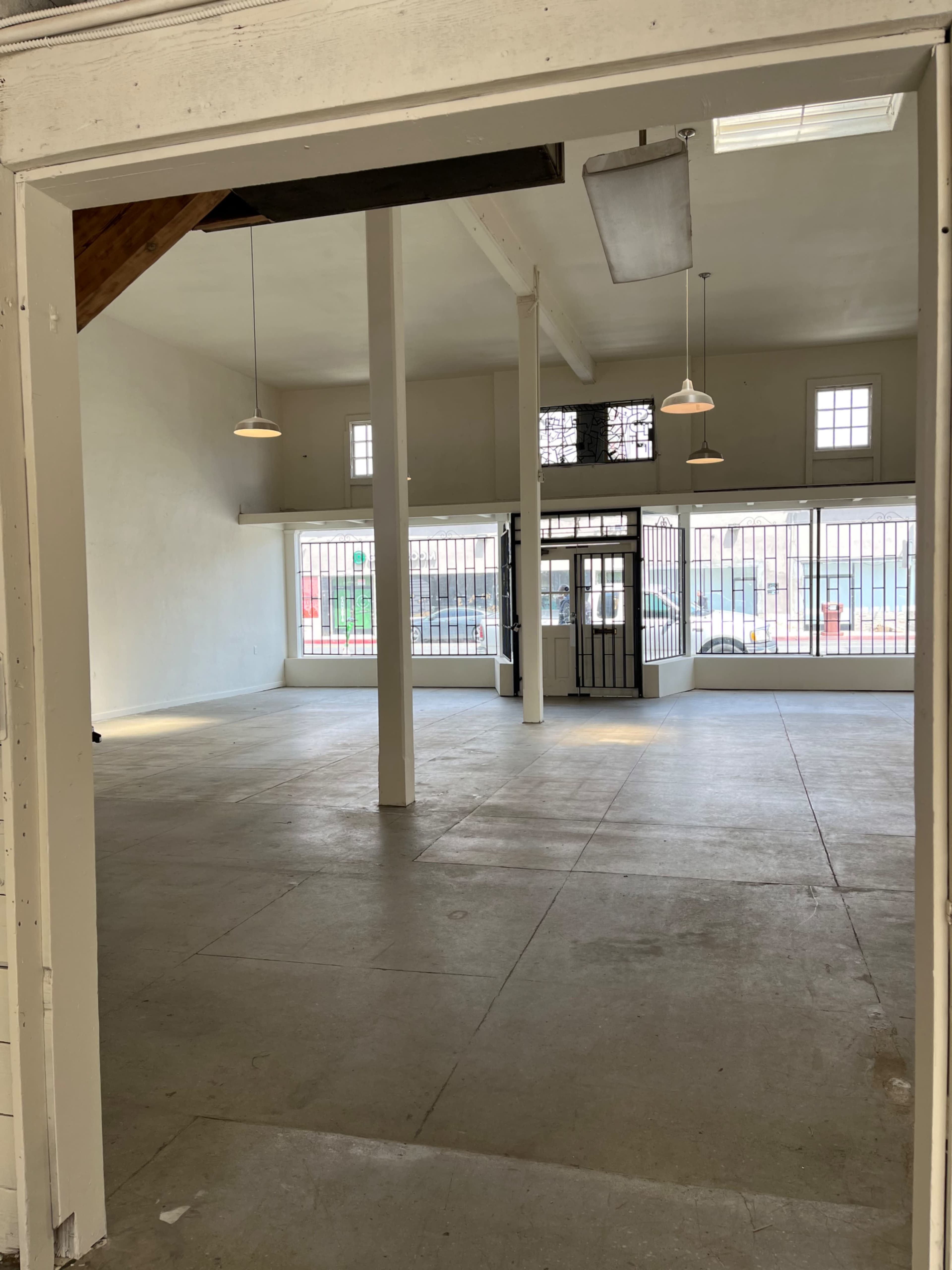 Large Long Beach Venue & studio space. Image in North Alamitos Beach, Long Beach, CA