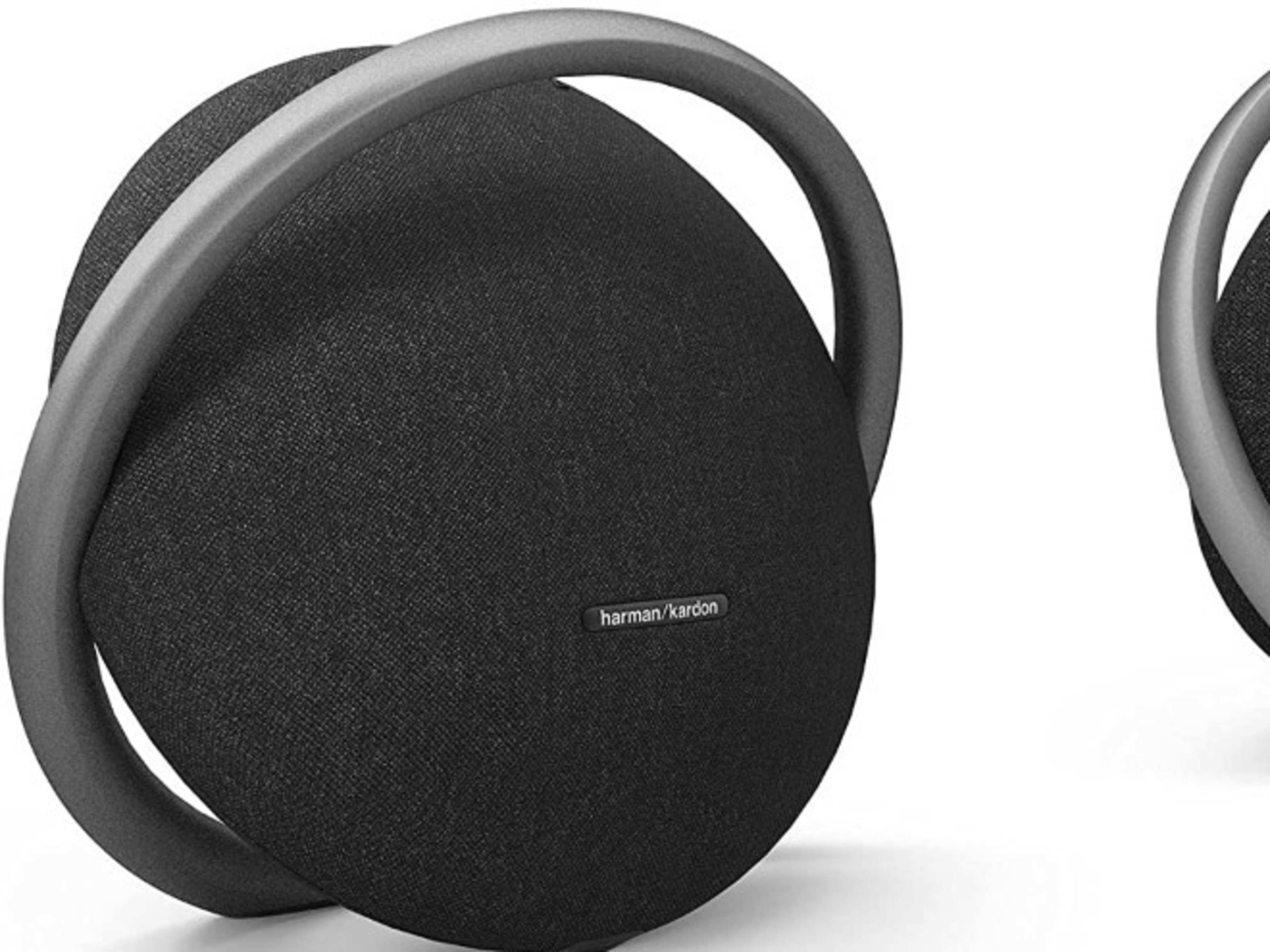  Harman Kardon Onyx Studio 7 Bluetooth Speaker 