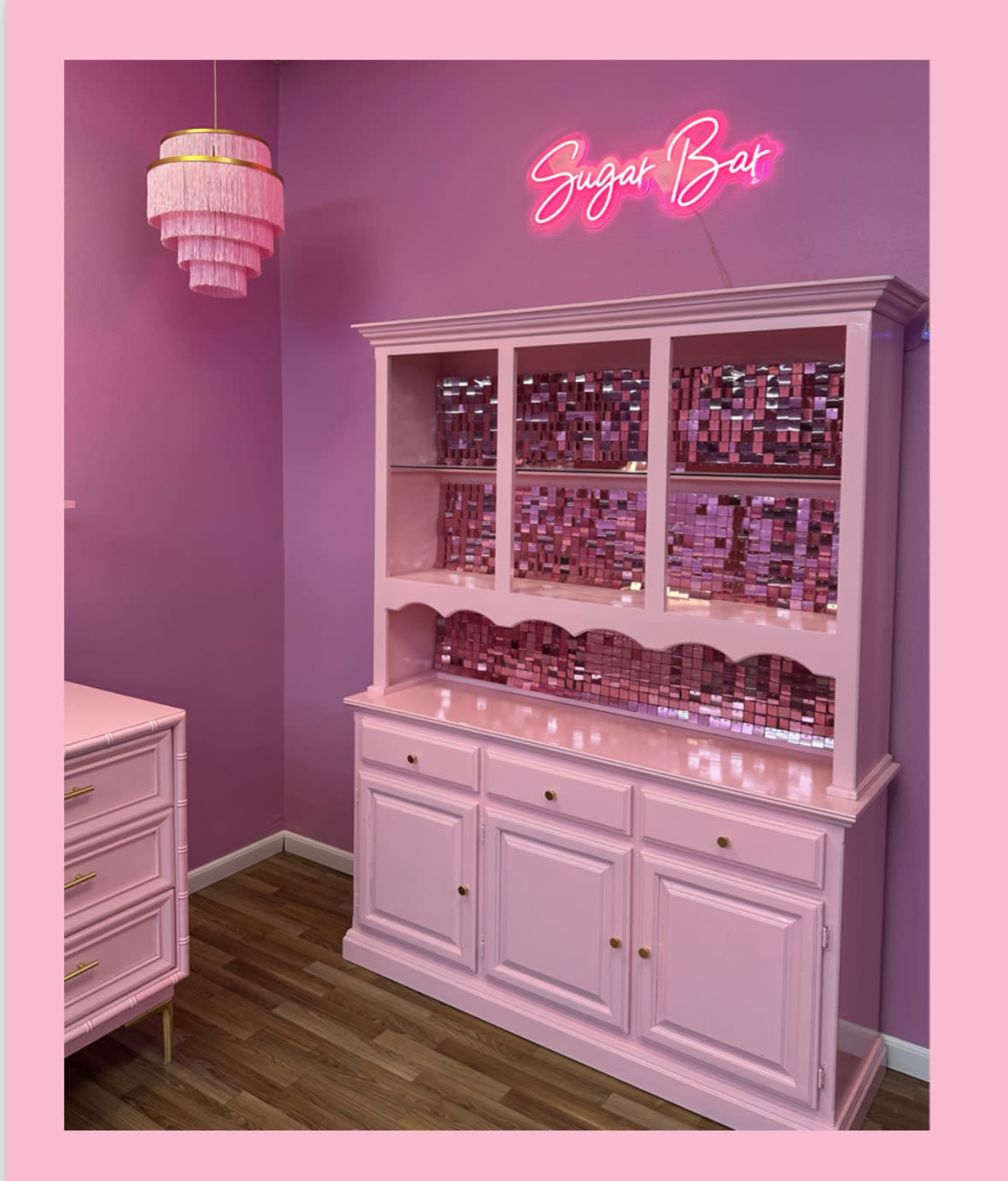 Fully Furnished, All Pink Venue Image in Florin, Sacramento, CA