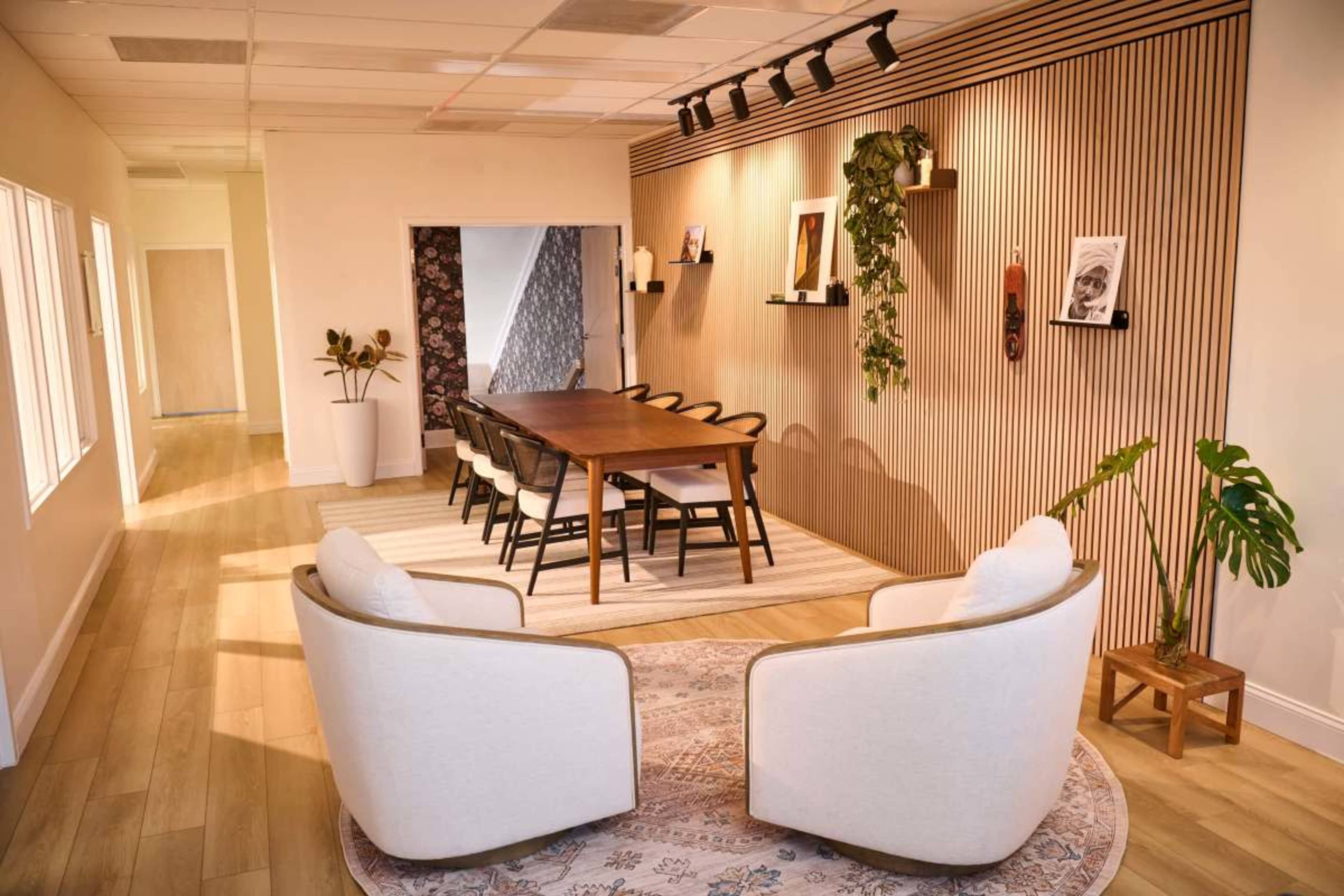 Fully Equipped Modern Event and Creator Studio in Northern VA (The Thai Constellation) Image in Merrifield, Fairfax, VA