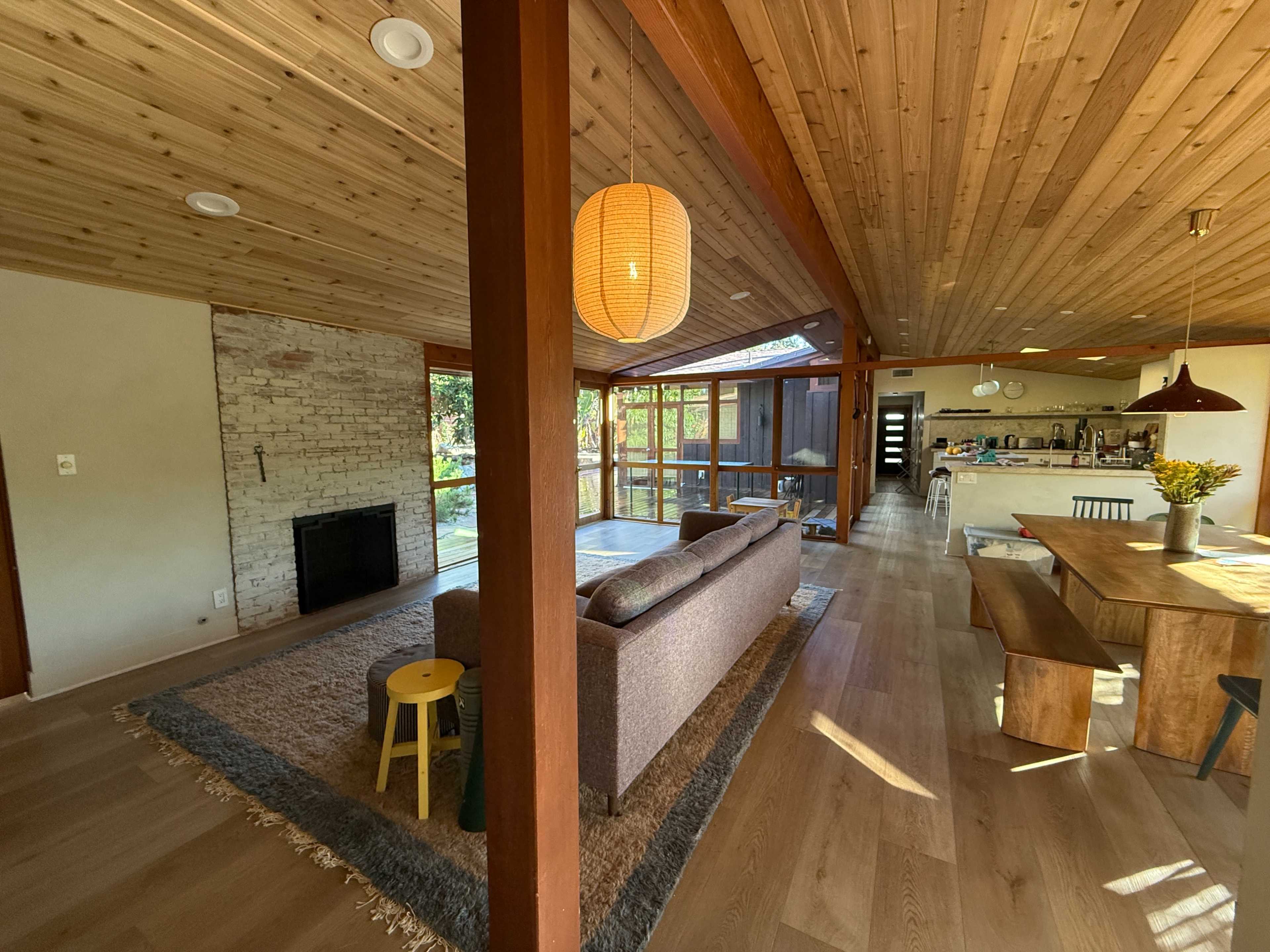 Midcentury Glass Cabin with Mountain Views Image in Sierra Madre, Sierra Madre, CA