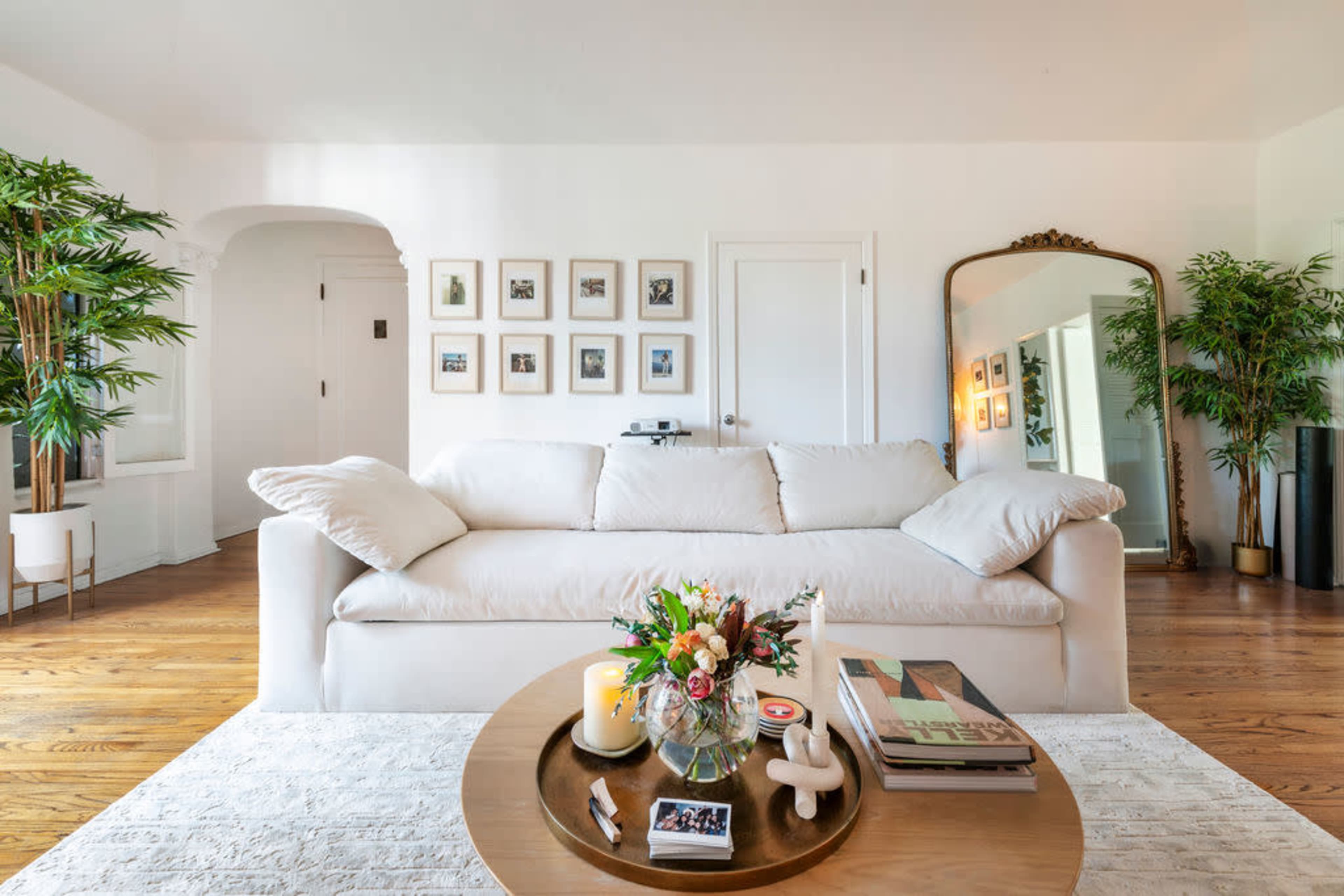 Charming Weho Apt with DTLA views Image in Central LA, West Hollywood, CA