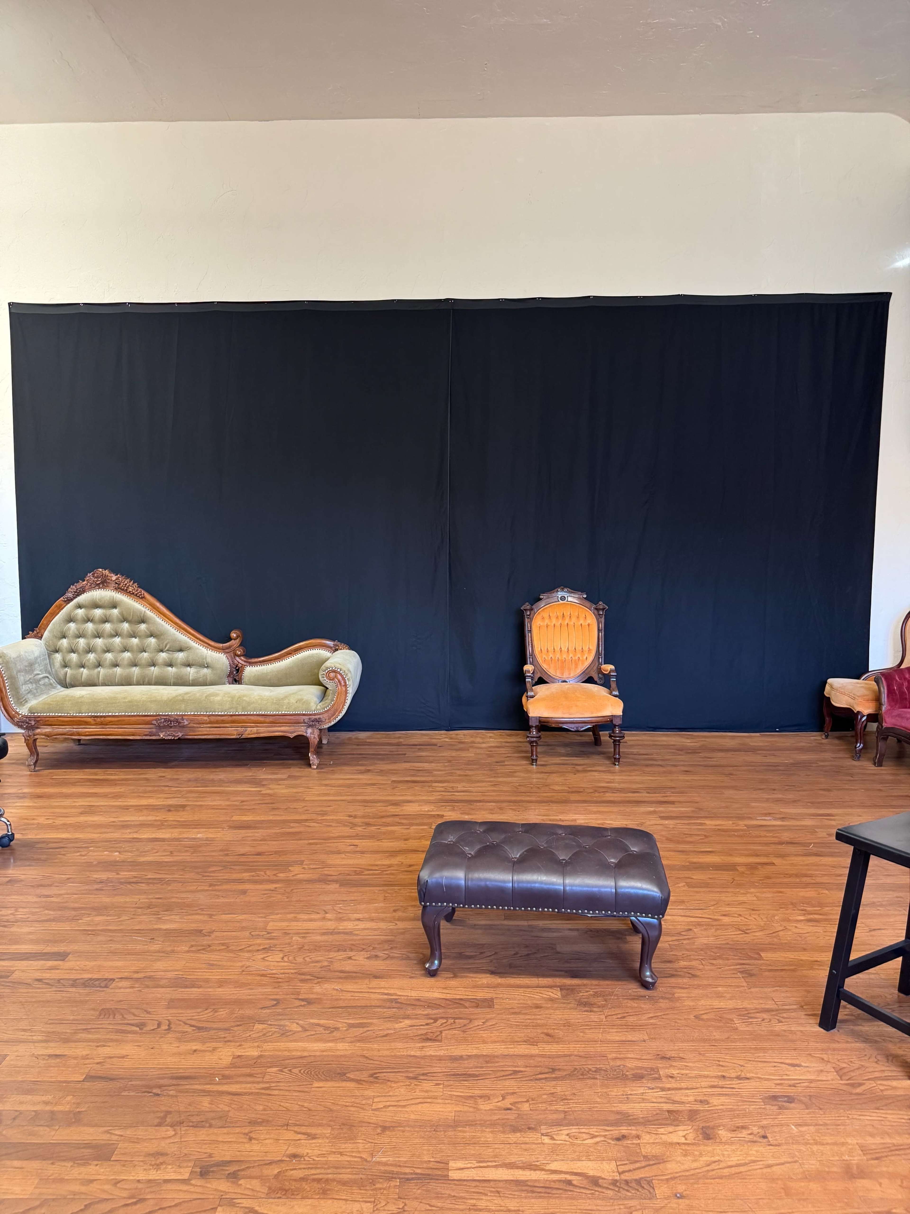 Downtown, Open Photography Studio with hardwood floors Image in Armory Park, Tucson, AZ