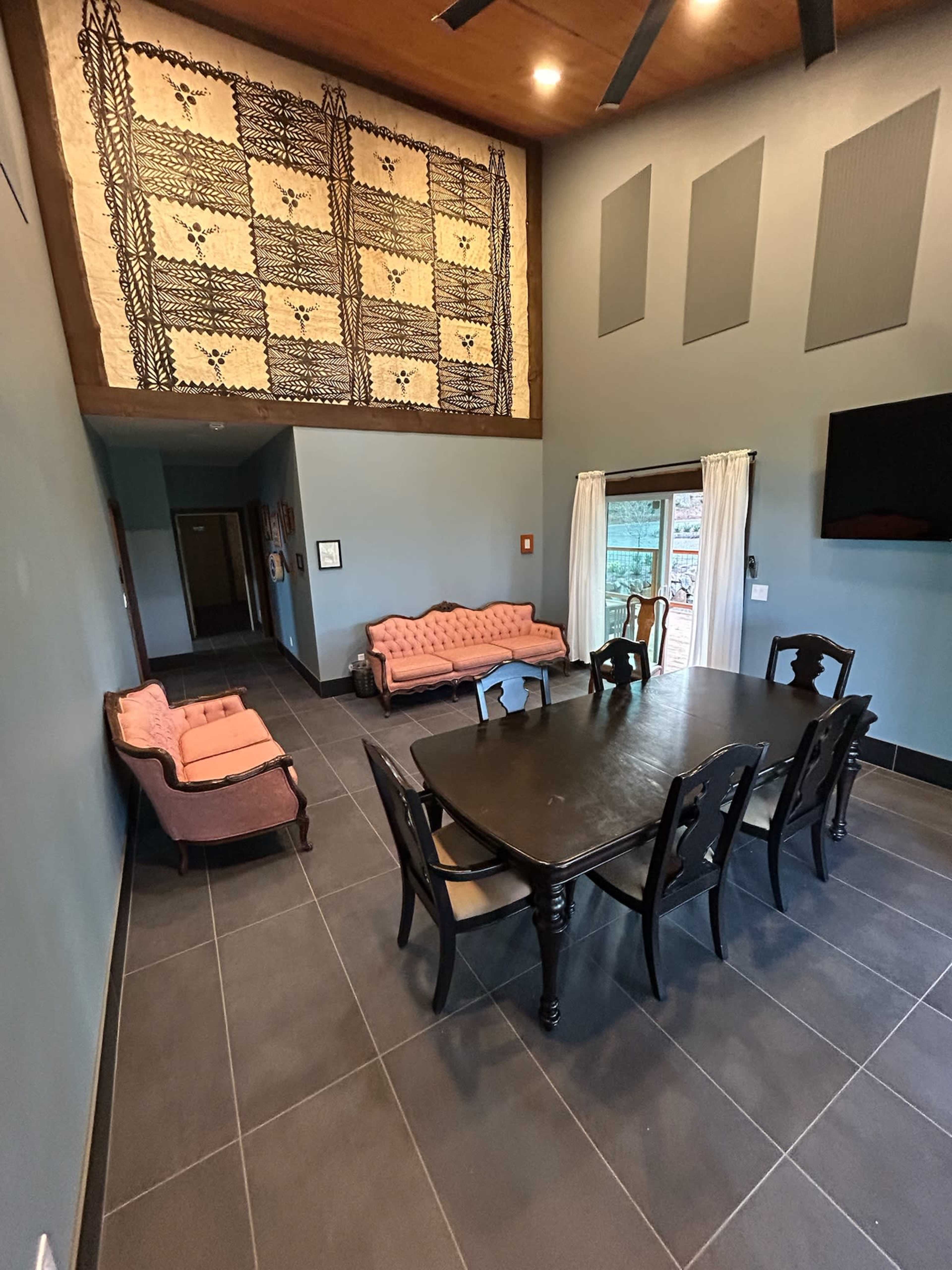 Meeting Studio with a View Image in , Hillsboro, OR