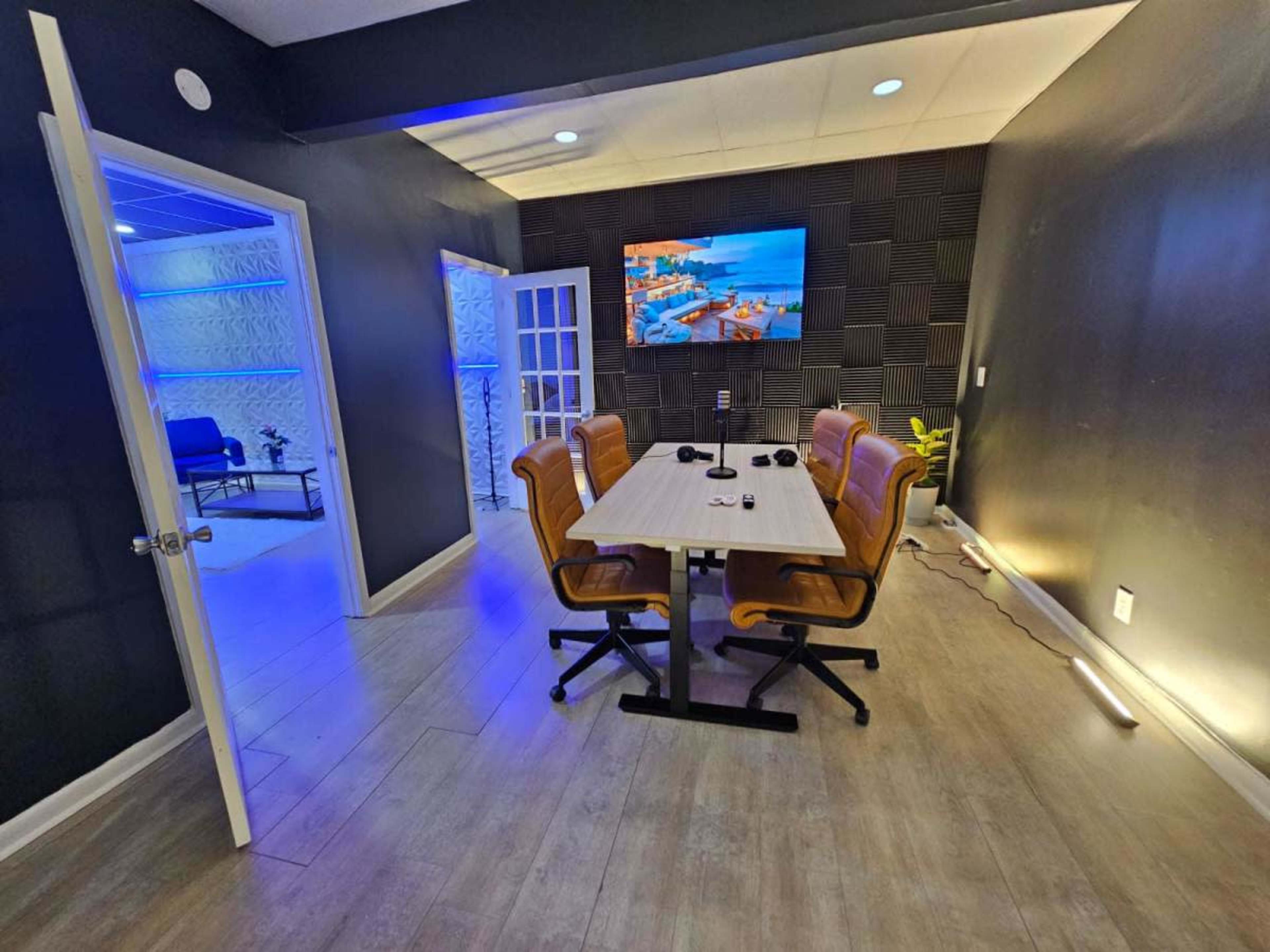 Photo / Video Studio in Marietta Image in , Marietta, GA