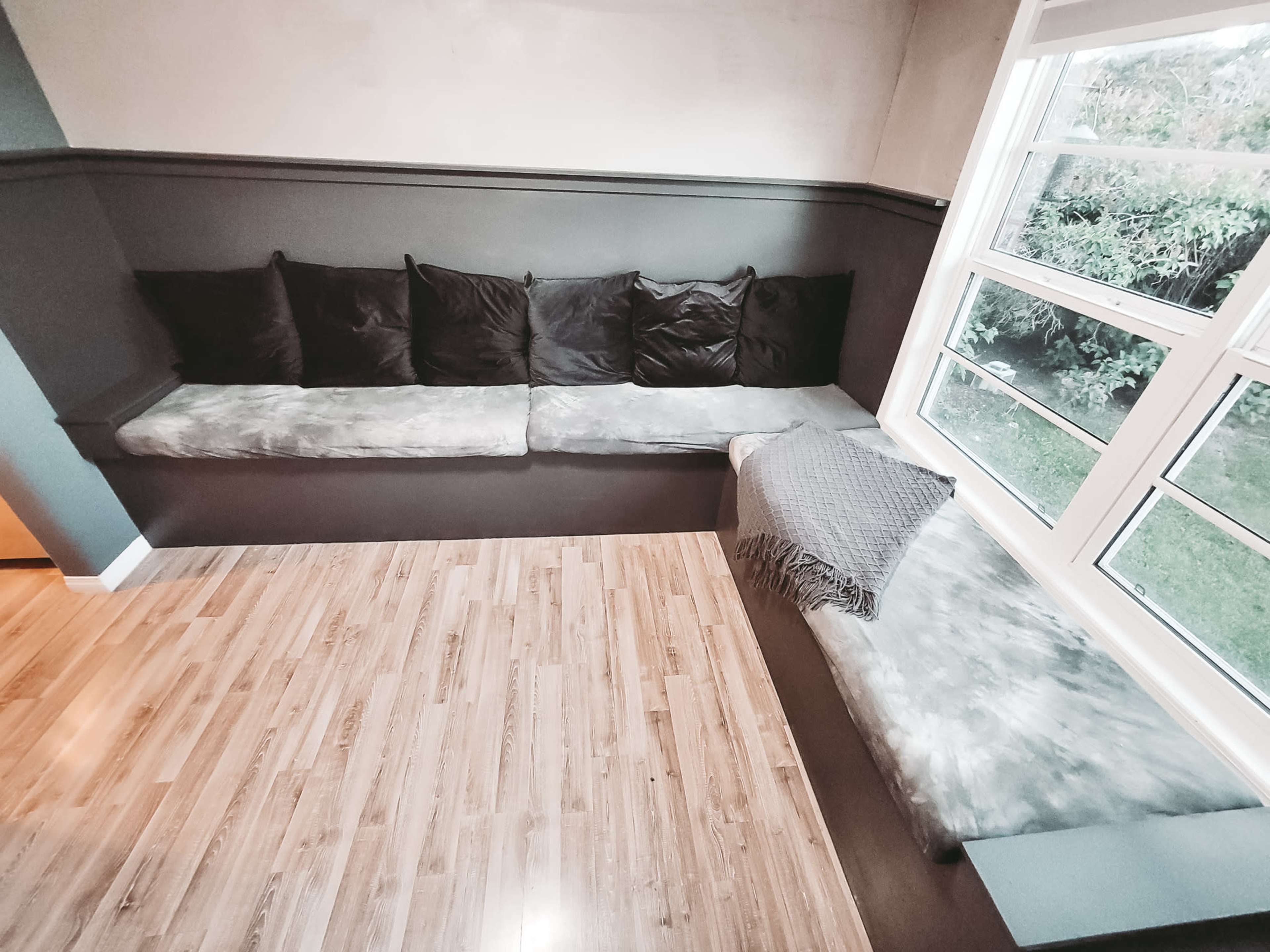 The Gateway 1612 | 1bd Central House Yard Firepit Playset Image in Northwest Calgary, Calgary, AB