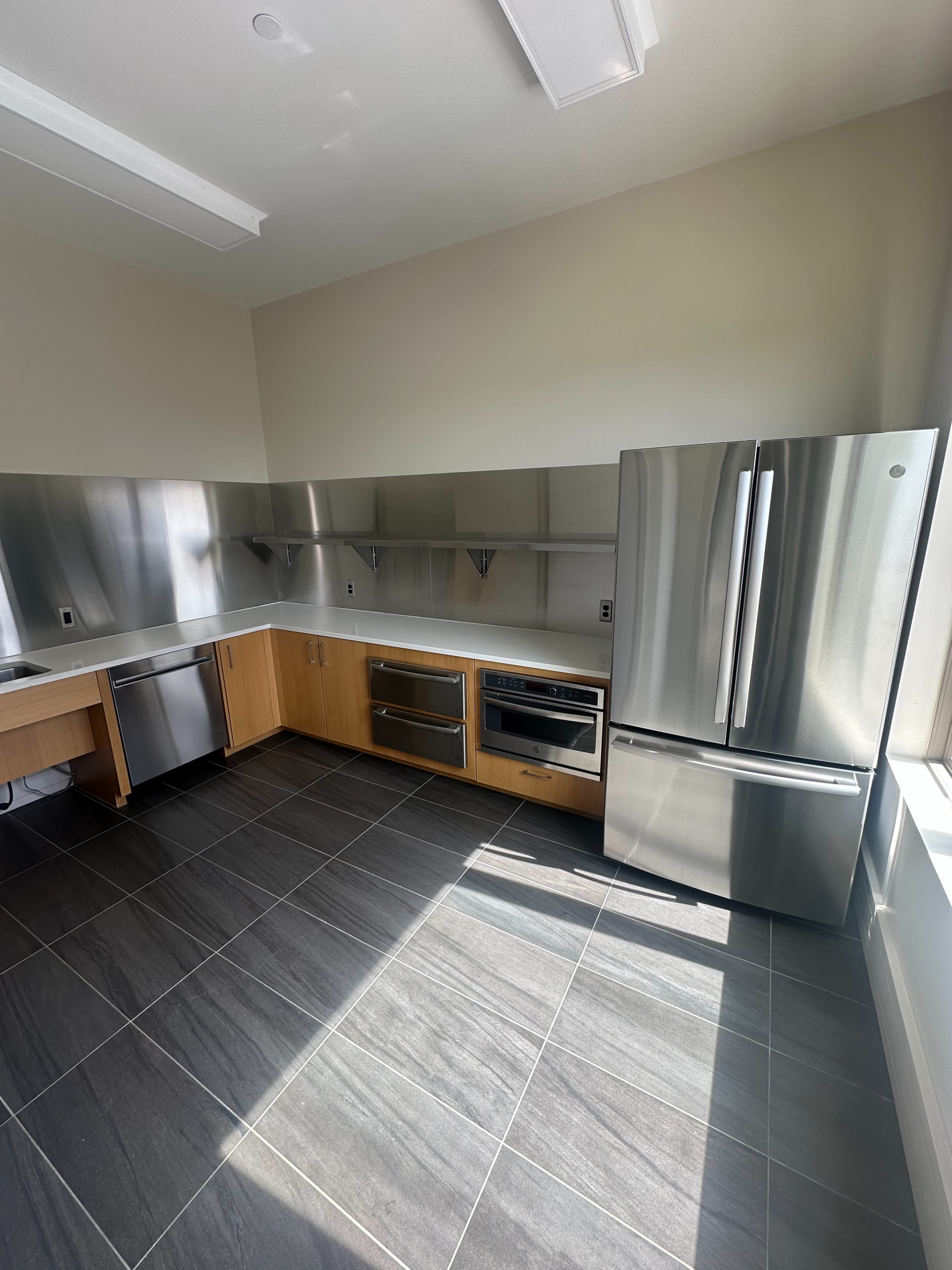 Beautiful Spacious Clubhouse perfect for your next meeting or event in Denver Image in Lowry, Denver, CO