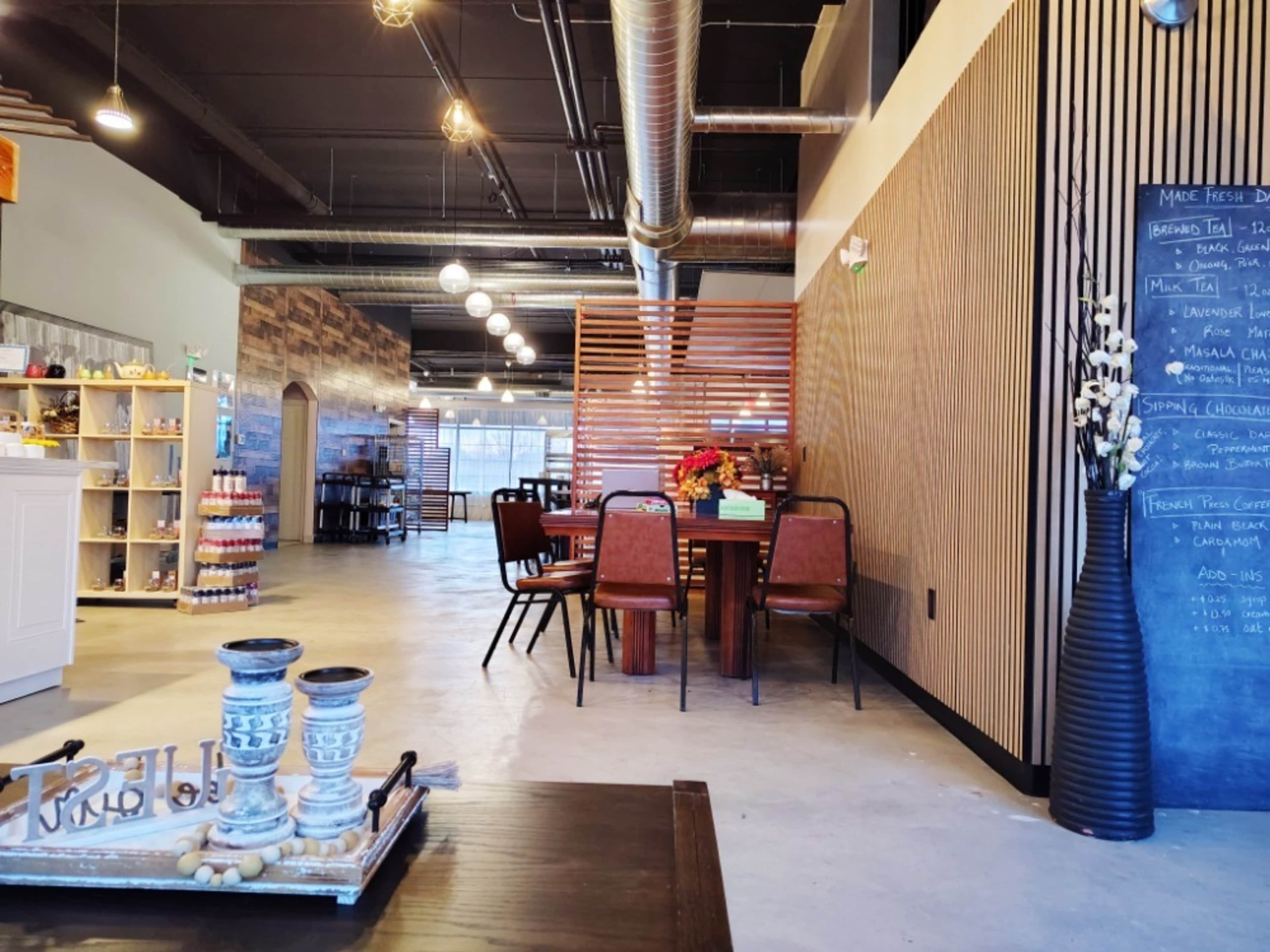 350sf Reception Lounge