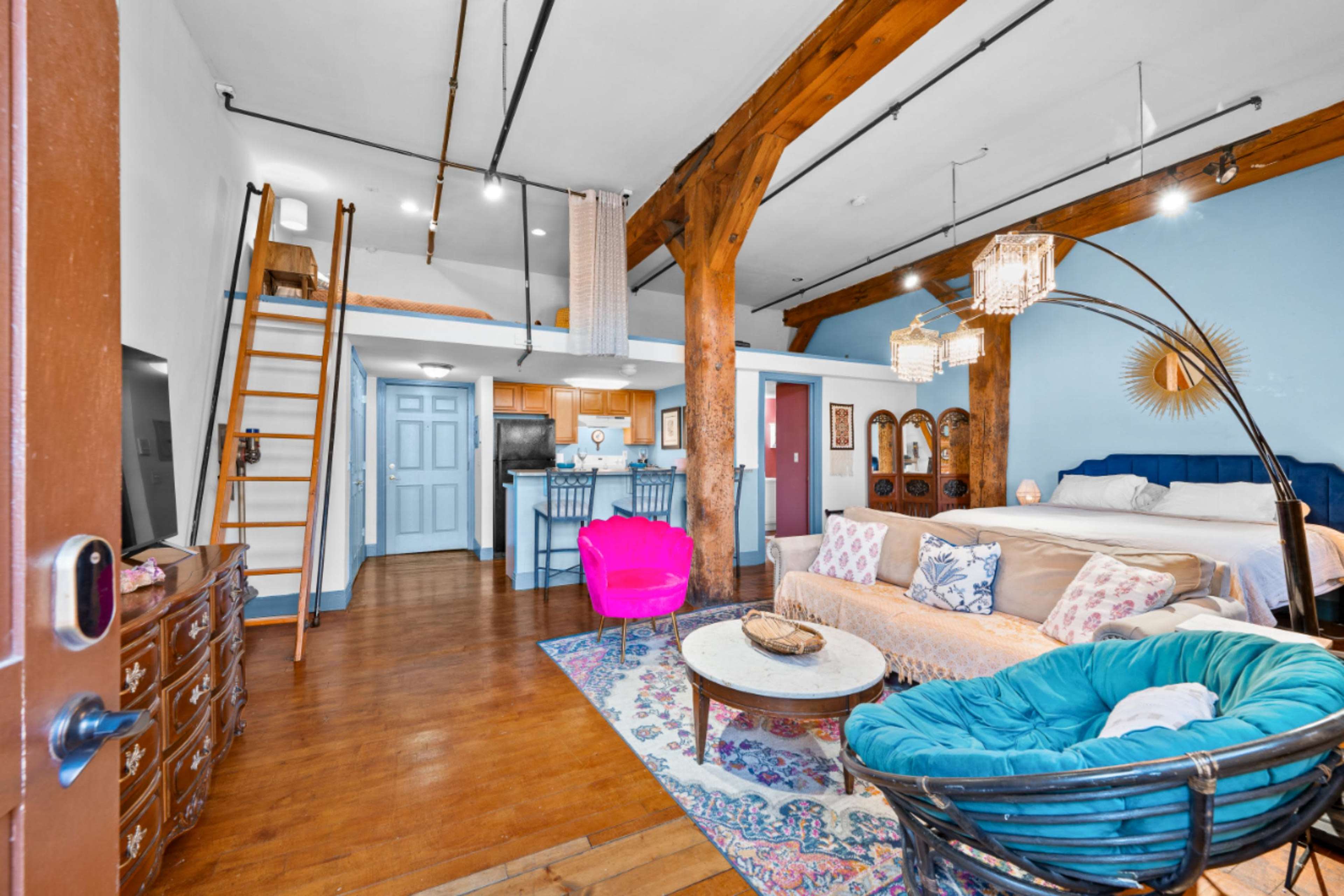 Loft w beautiful decor and furnishing Image in Russell Industrial, Detroit, MI