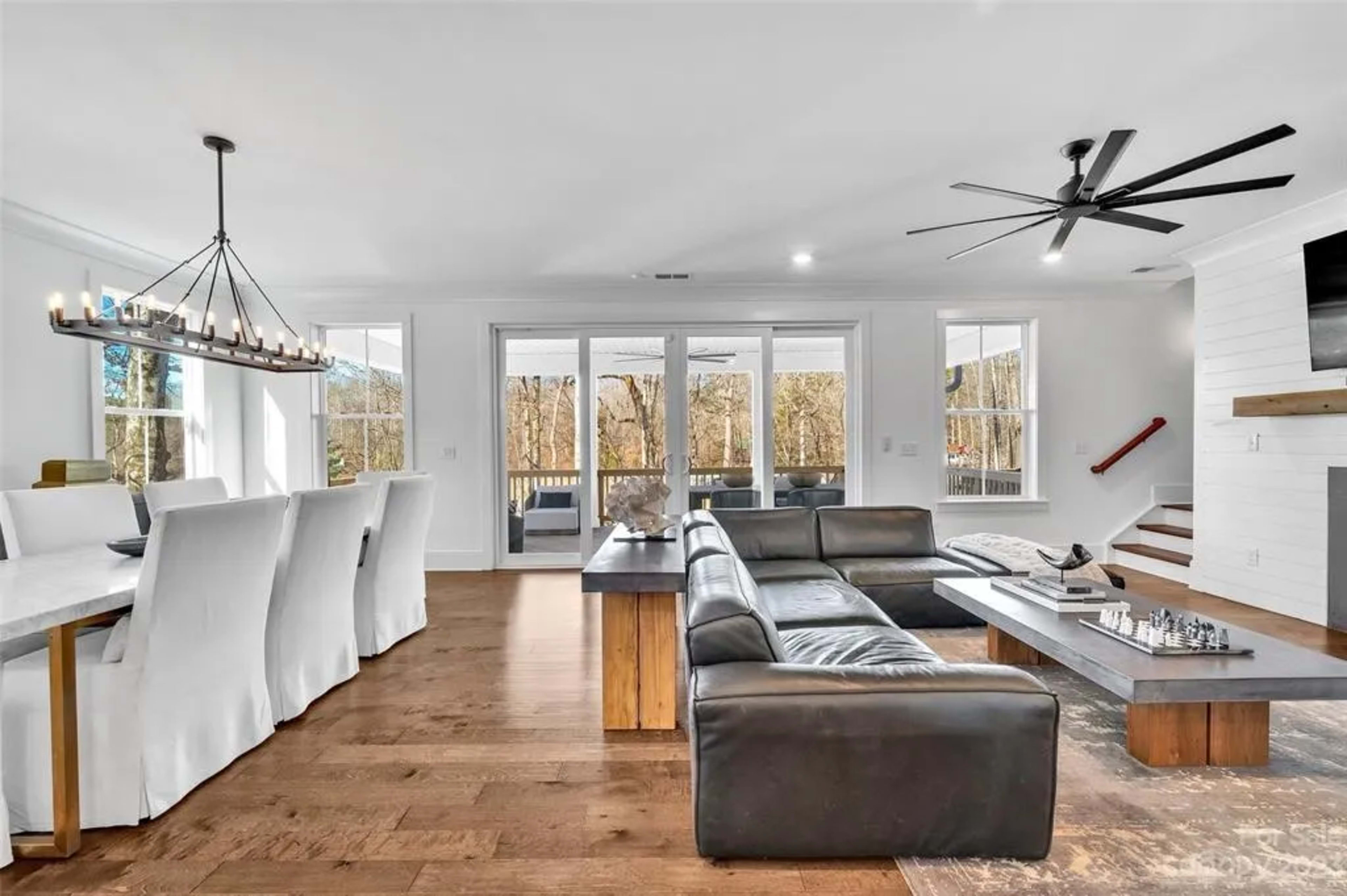 Lakefront Luxury Image in Lake Norman of Catawba, CATAWBA, NC
