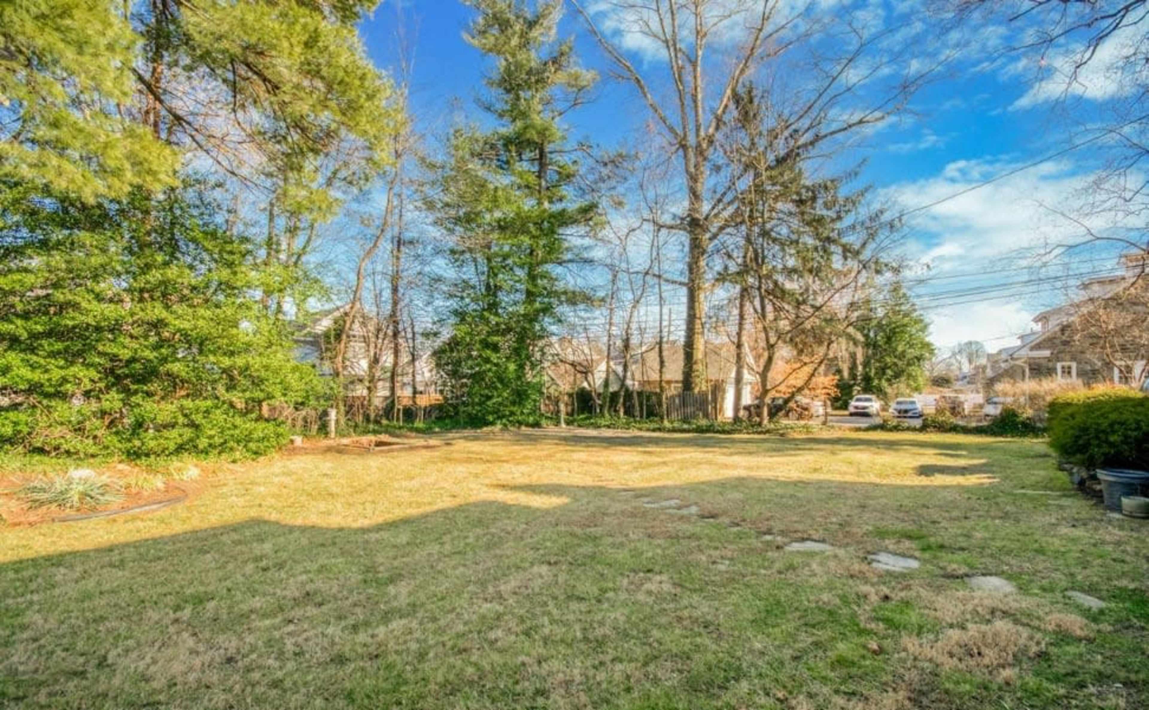 Outdoor Suburban Oasis Image in Upper Darby Township, Lansdowne, PA