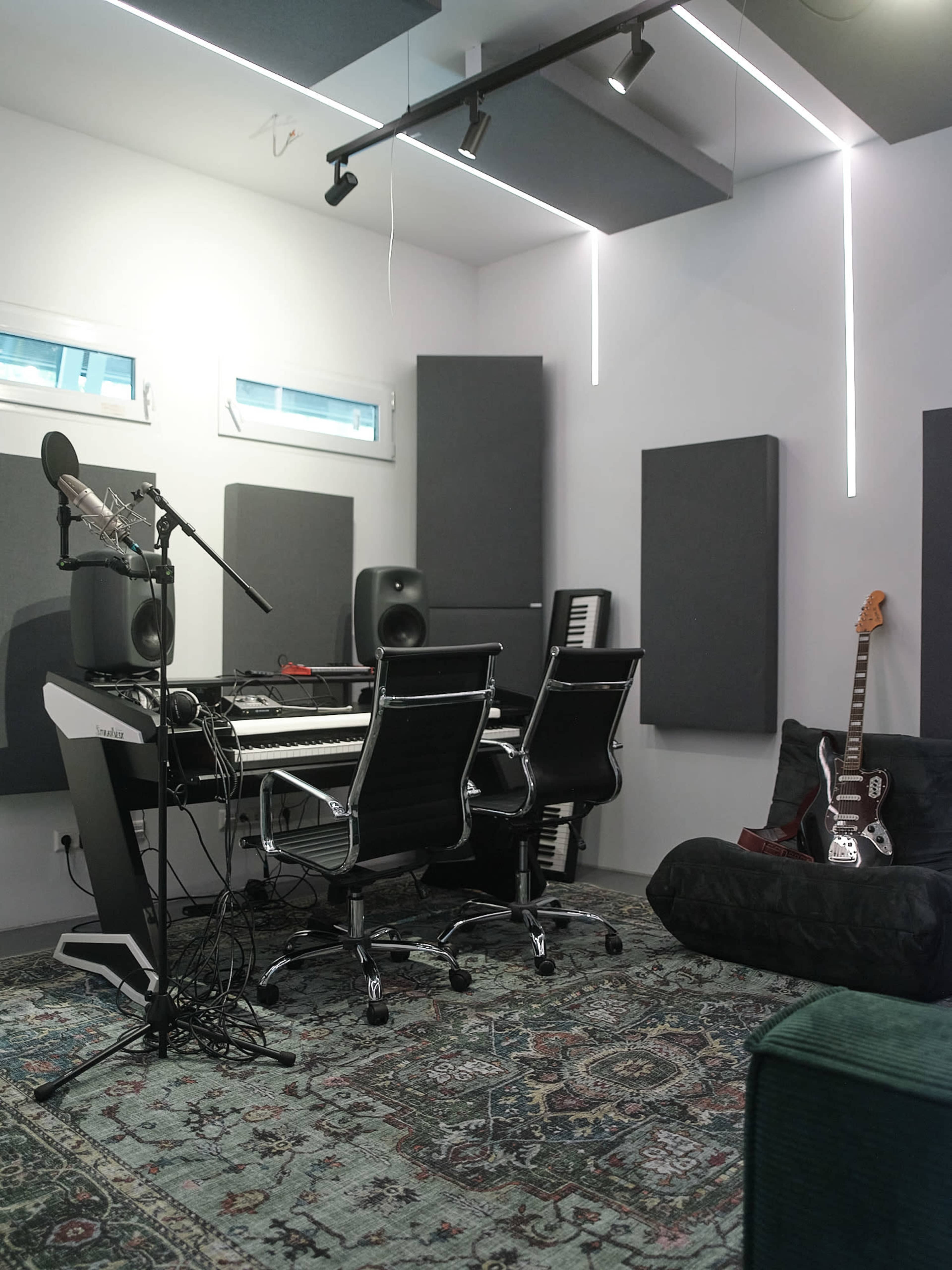 Günstiges, vollausgestattetes Tonstudio im Herzen Berlins Image in Wilmersdorf, Berlin