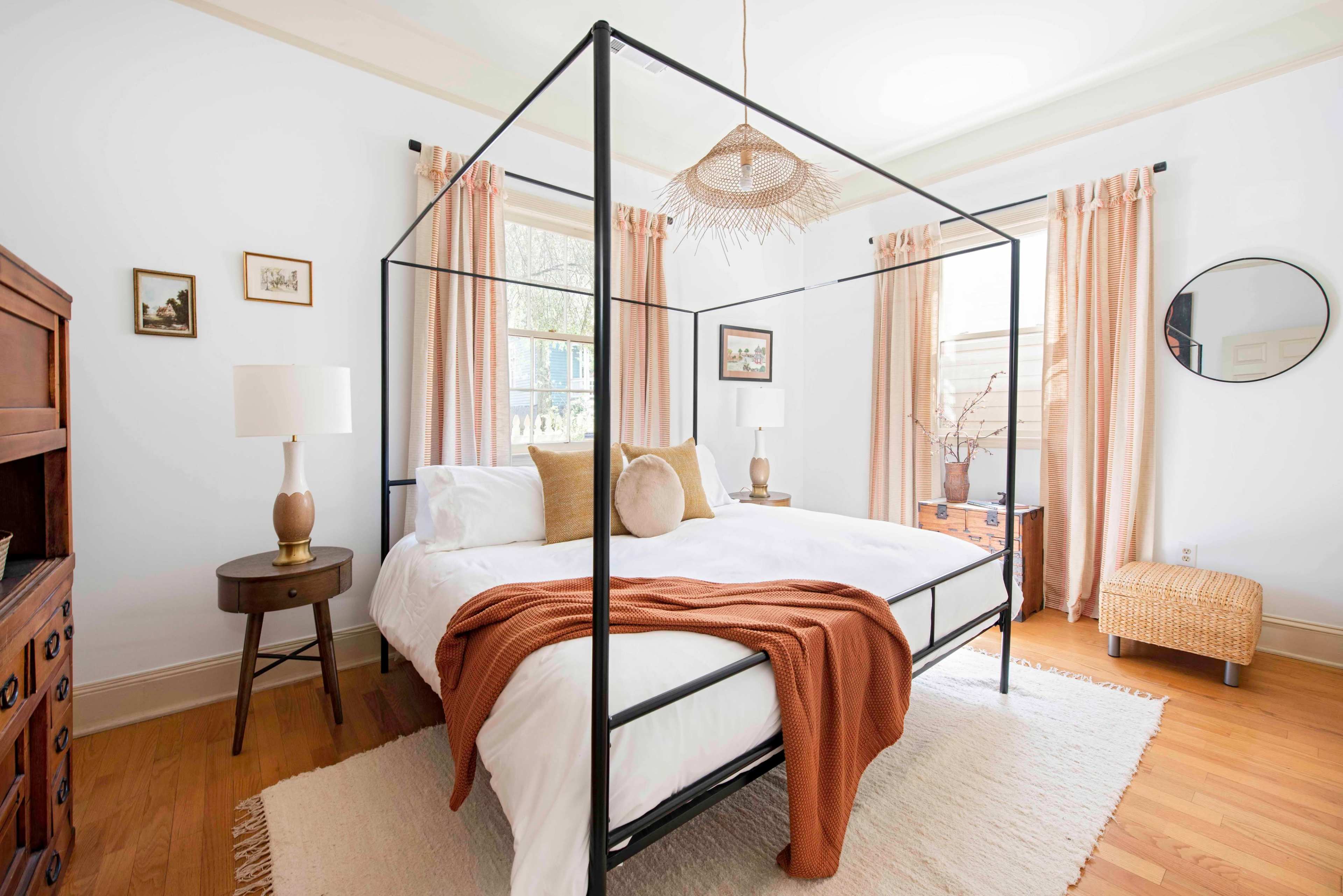 Savannah Safari - Paw-sitively Chic Designer Home Image in Cabbagetown, Atlanta, GA
