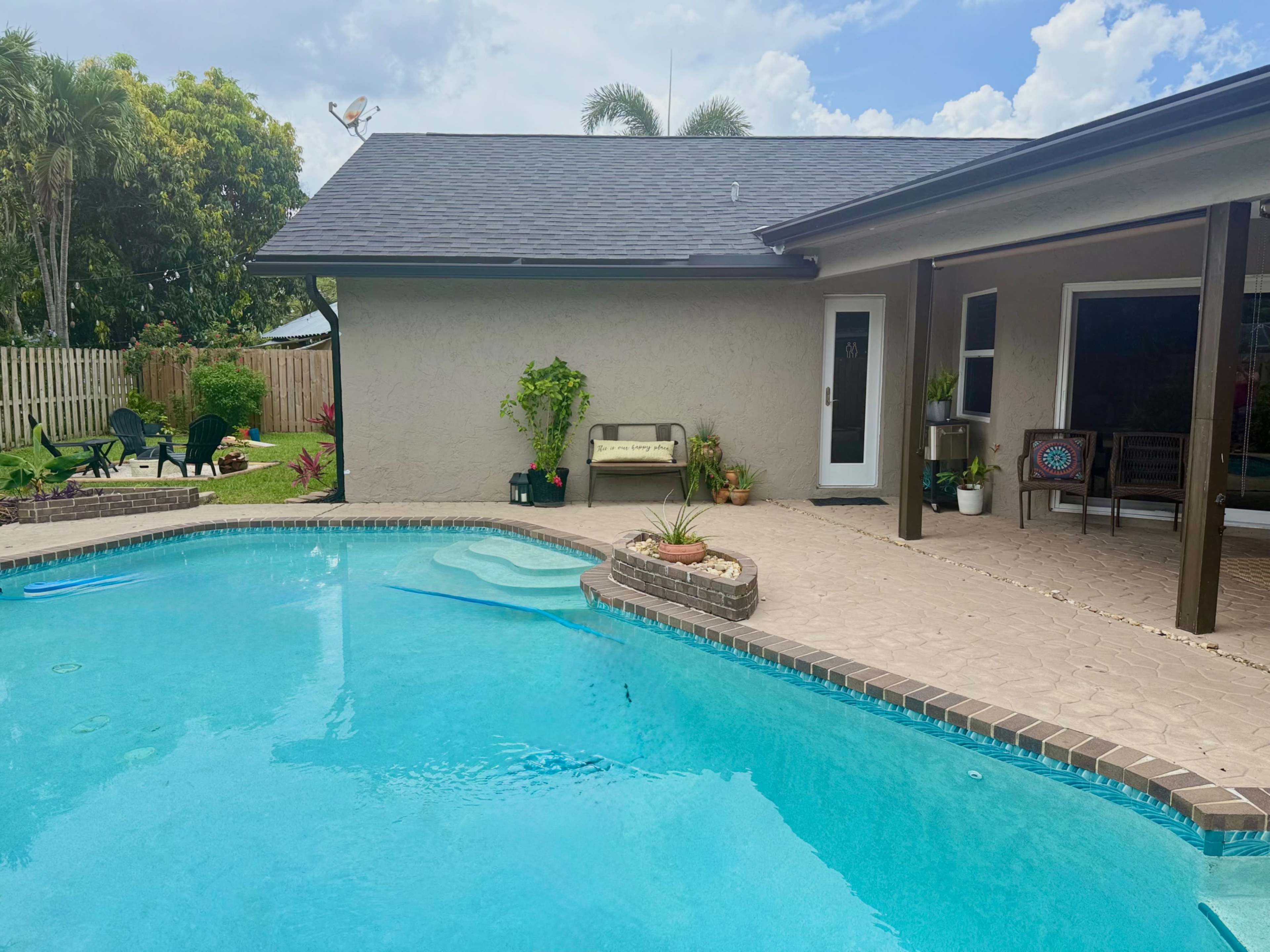 Private Poolside Oasis with Covered Patio, Fire Pit & Games Image in Plantation, Plantation, FL