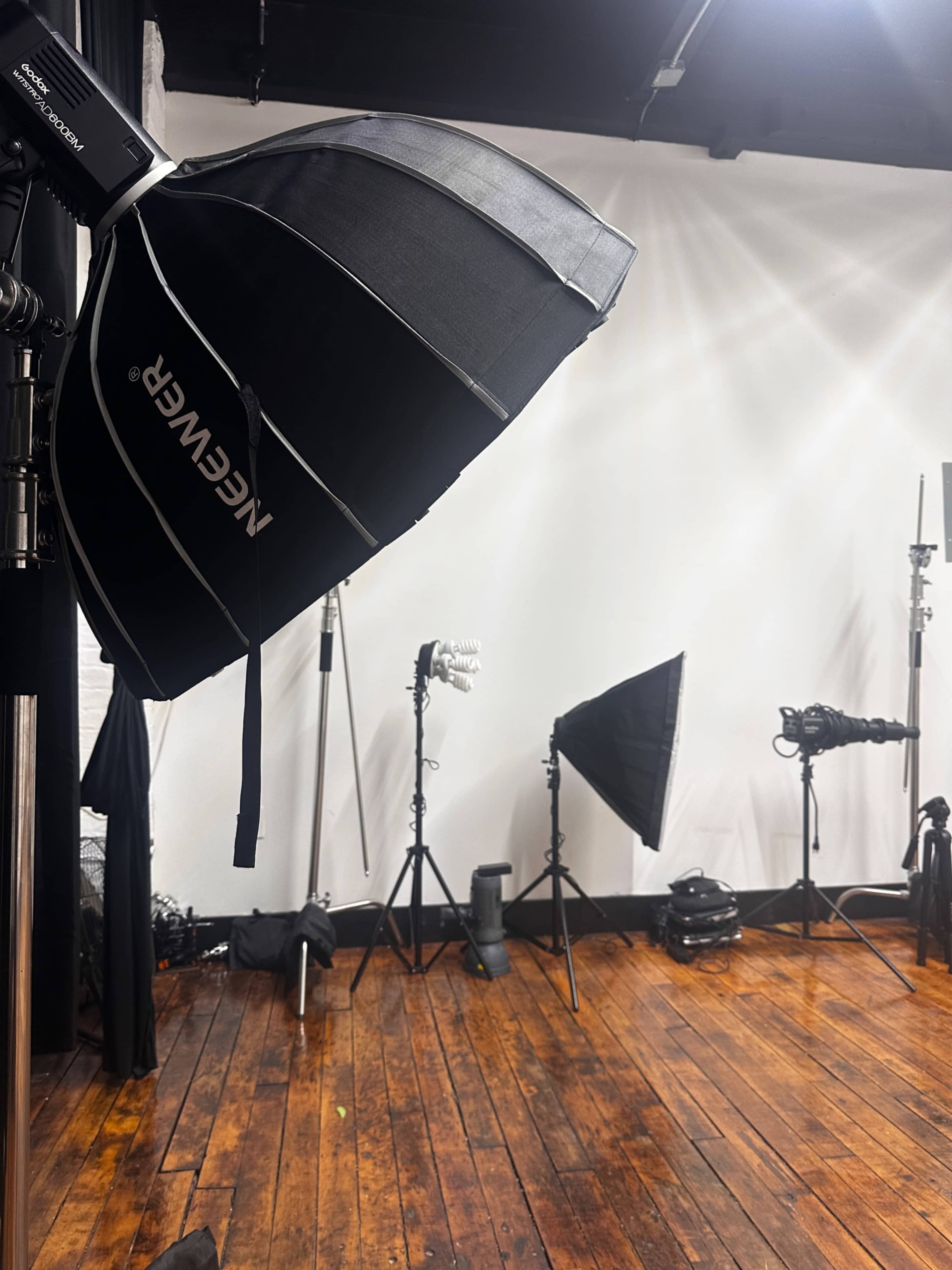 E & A Studio: Your Moment Our Lens Image in Mott Haven, Bronx, NY