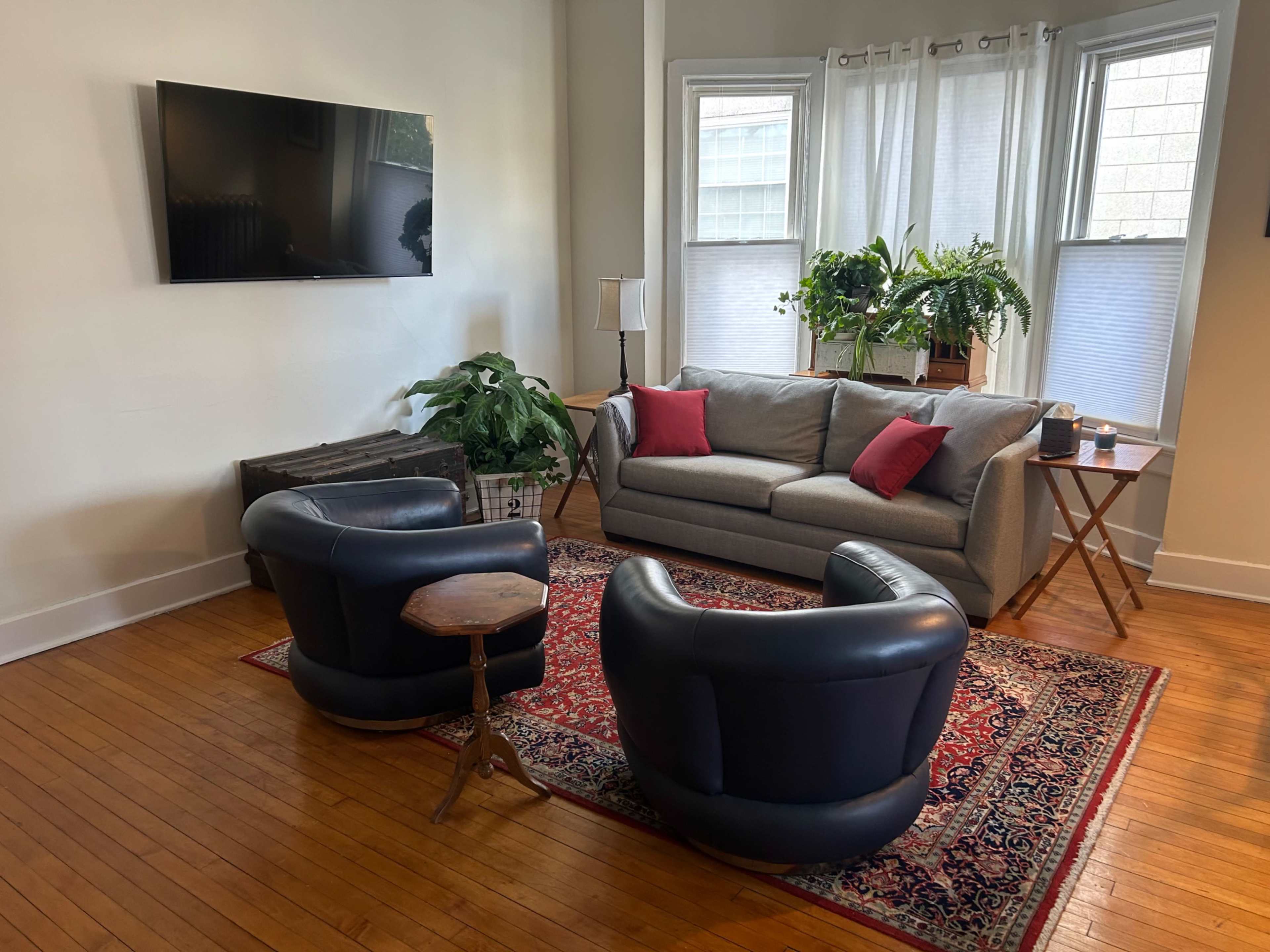 Downtown East Side - Marshall Street Apartment Image in Lower East Side, Milwaukee, WI