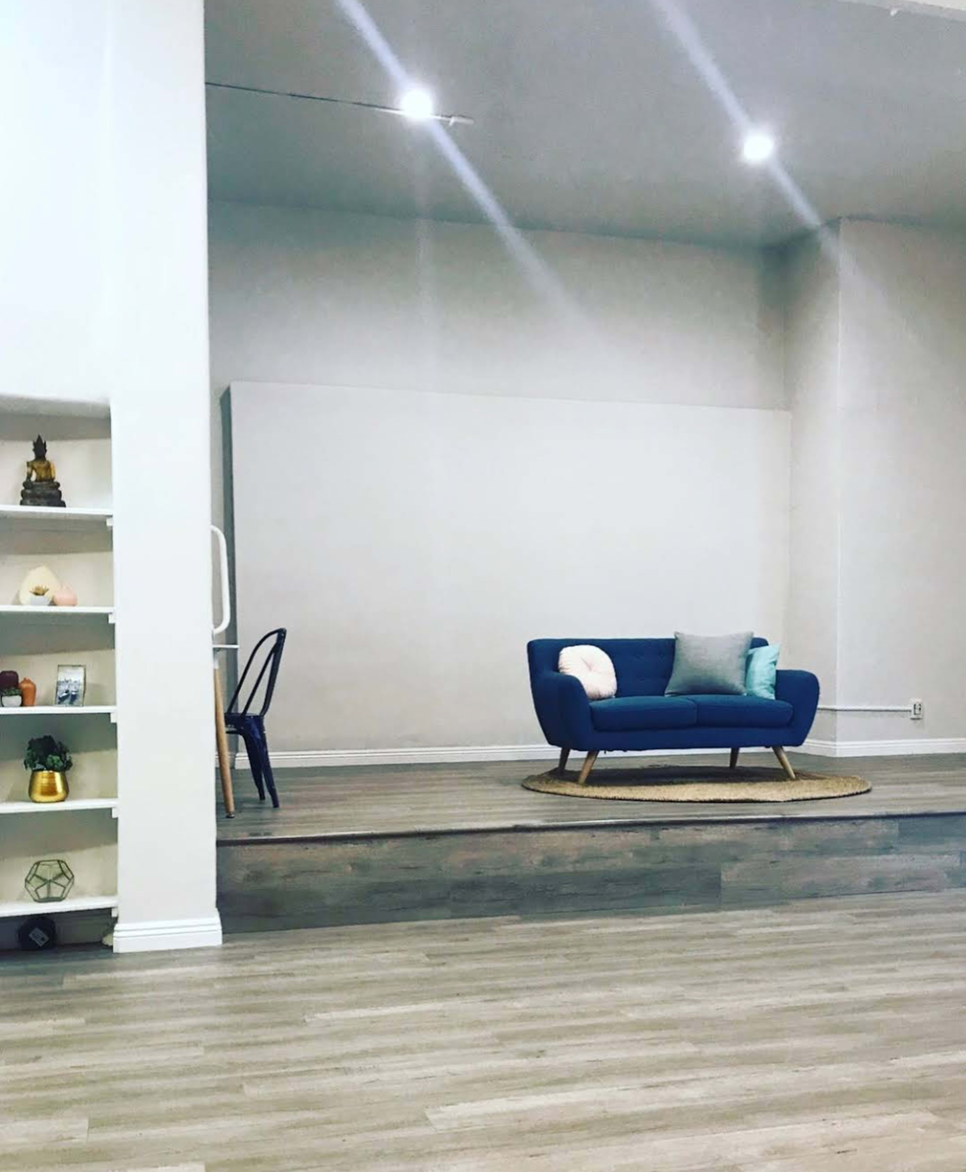 Daylight First Floor Creative Space on Hollywood Blvd (Dance Studio) Image in Los Feliz, Los Angeles, CA