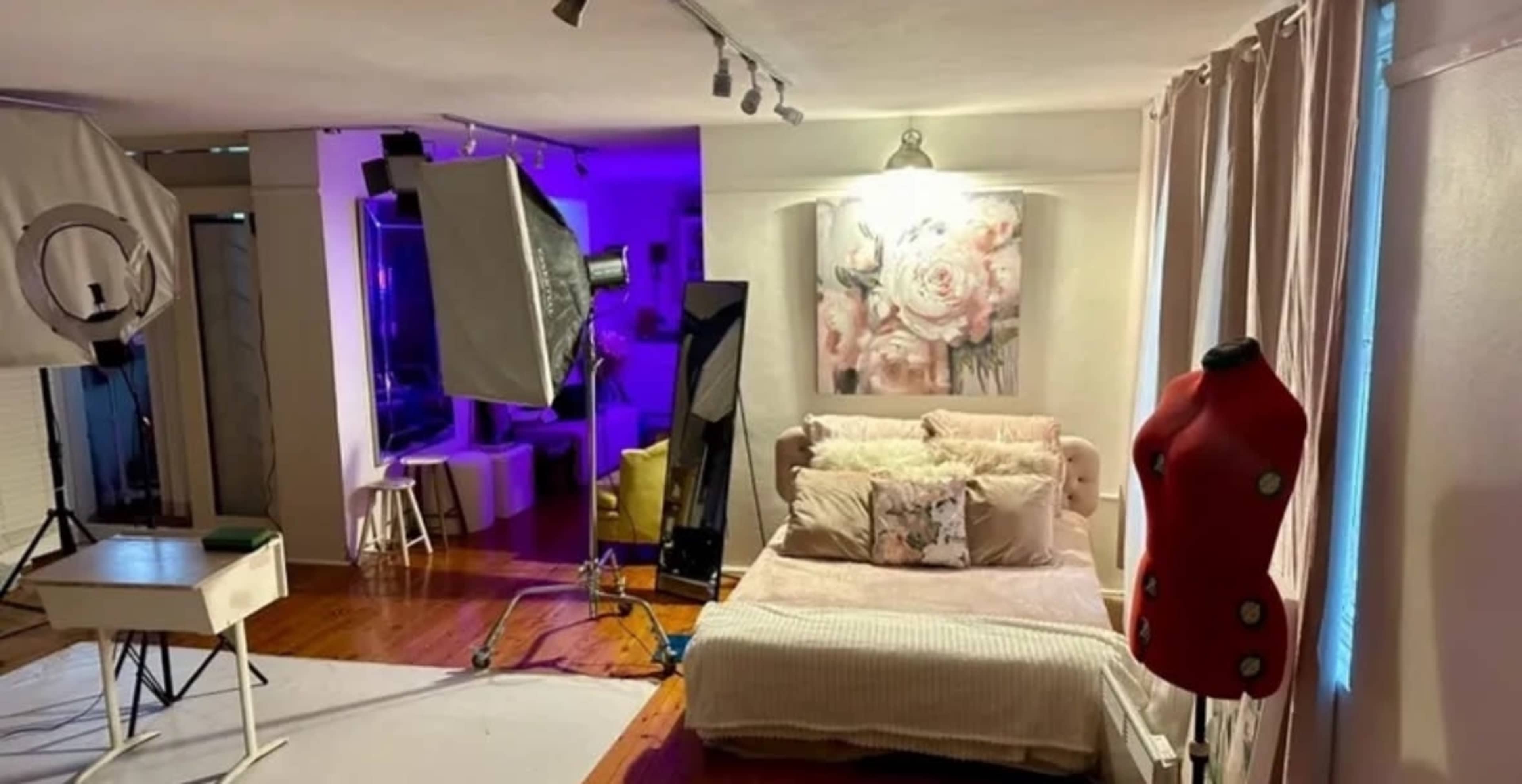 The most affordable retro, All included  Studio hire in Sydney. Image in Leichhardt, Leichhardt, NSW
