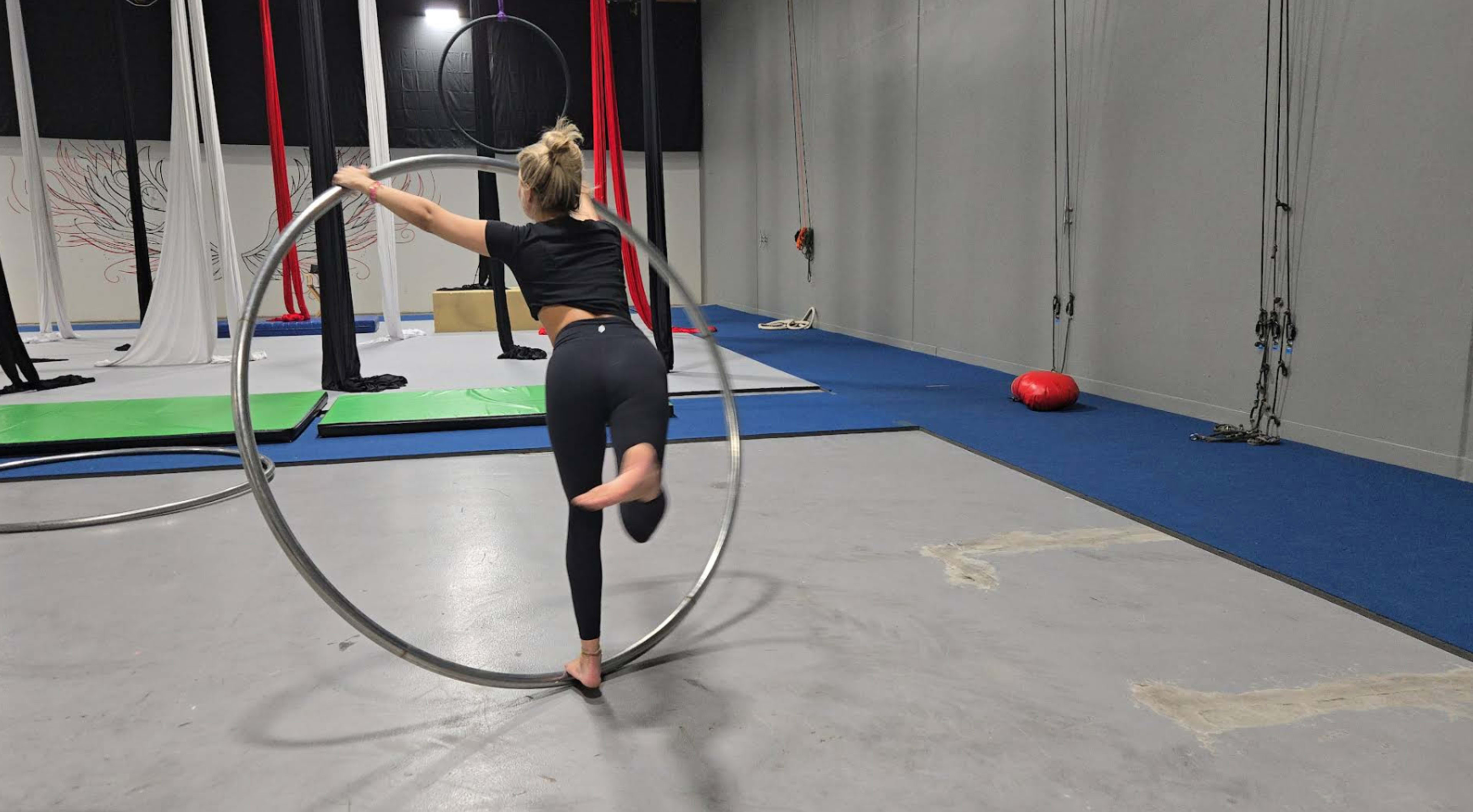 Performing Arts Aerial Studio with 25'Ceiling Image in Newbury Park, Thousand Oaks, CA