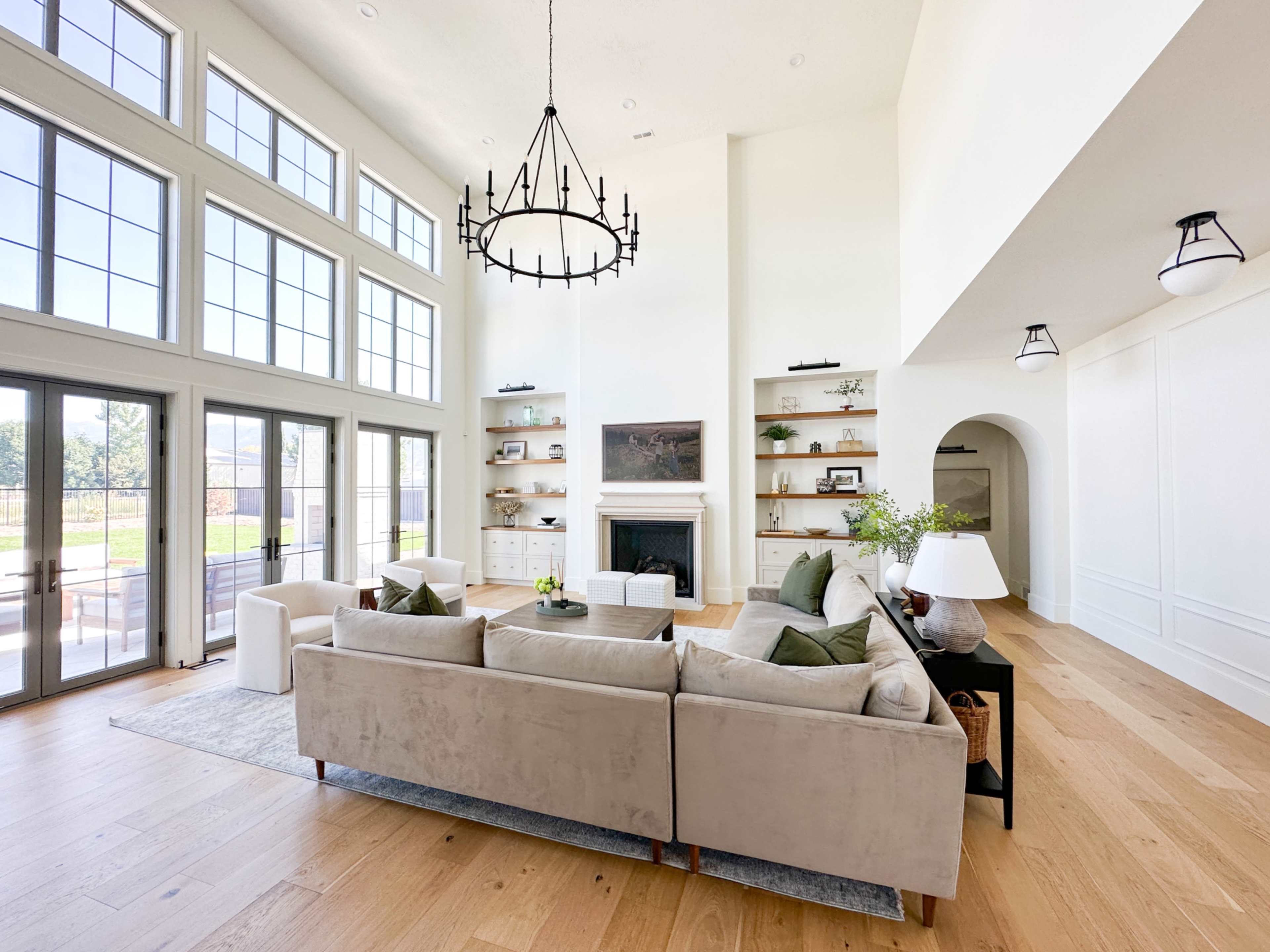 Transitional beauty with lots of light and space! Image in West Bountiful, West Bountiful, UT