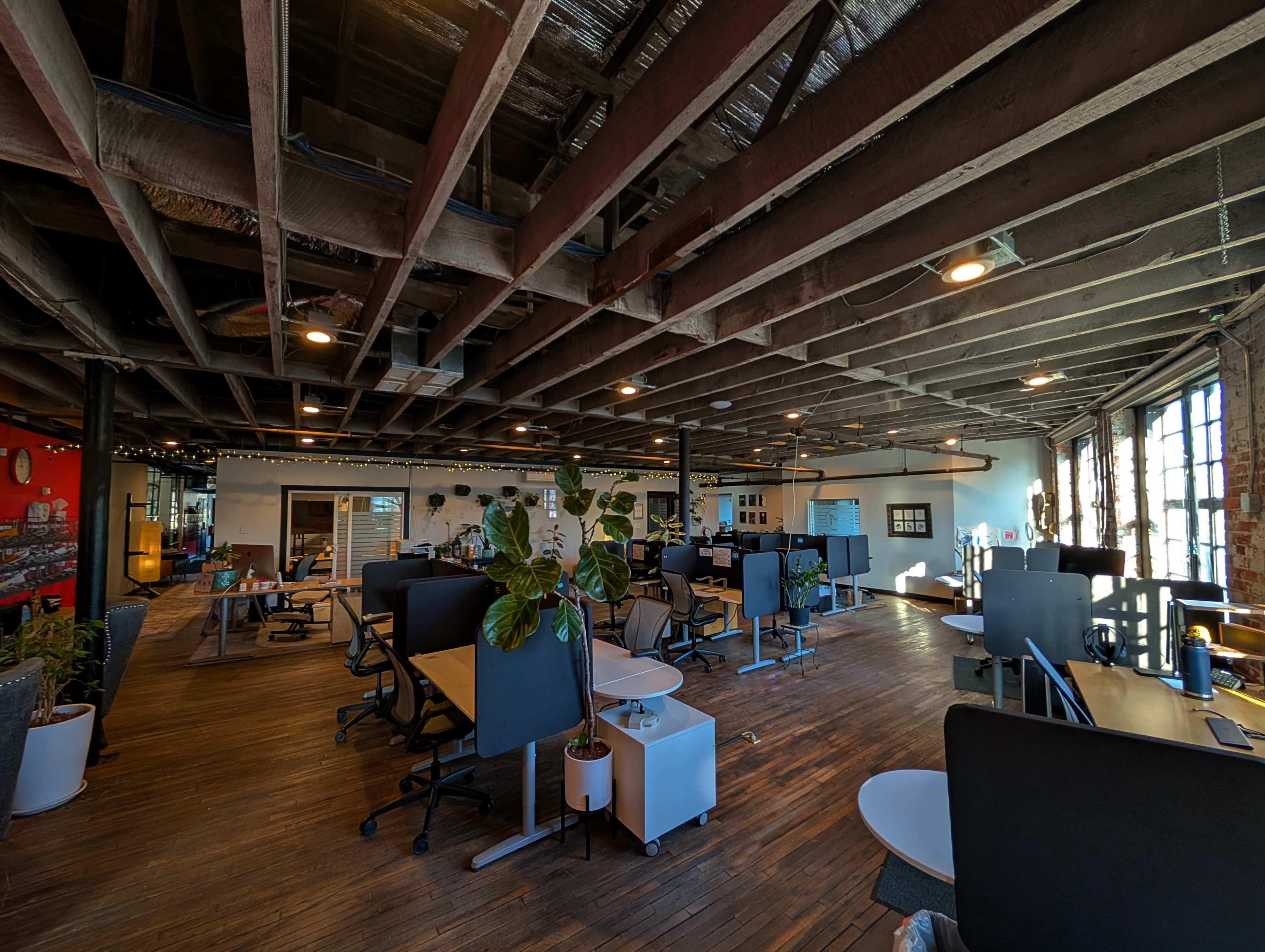 Downtown Asheville Meeting Room for up to 8 - The Quad Image in Downtown, Asheville, NC