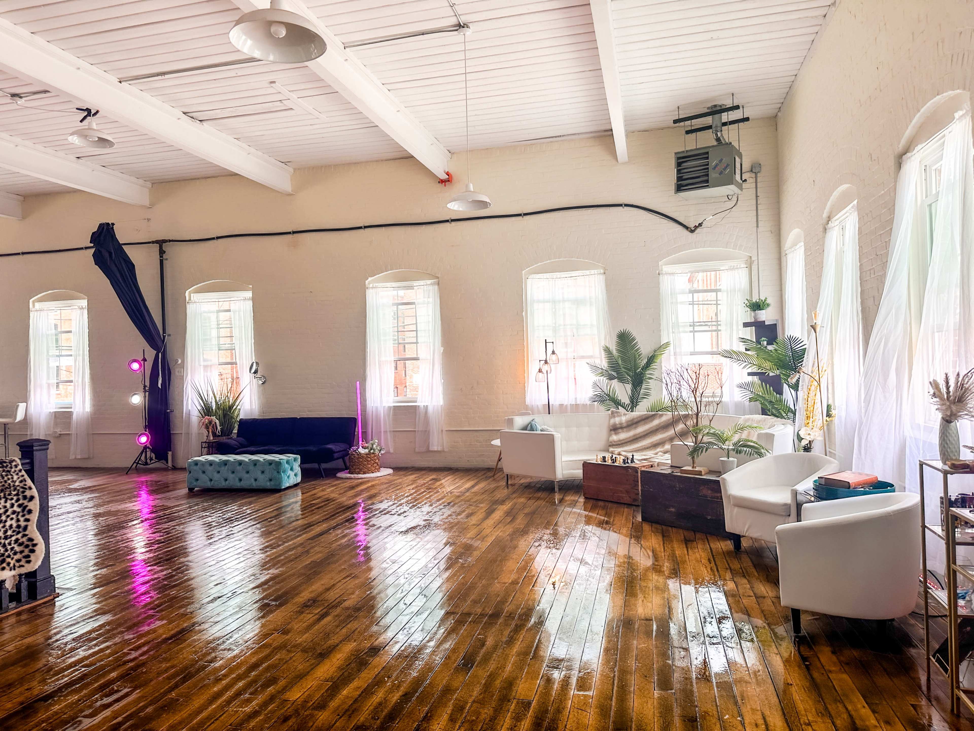 Industrial Modern Mill Photography Studio Image in Pawtucket, Pawtucket, RI