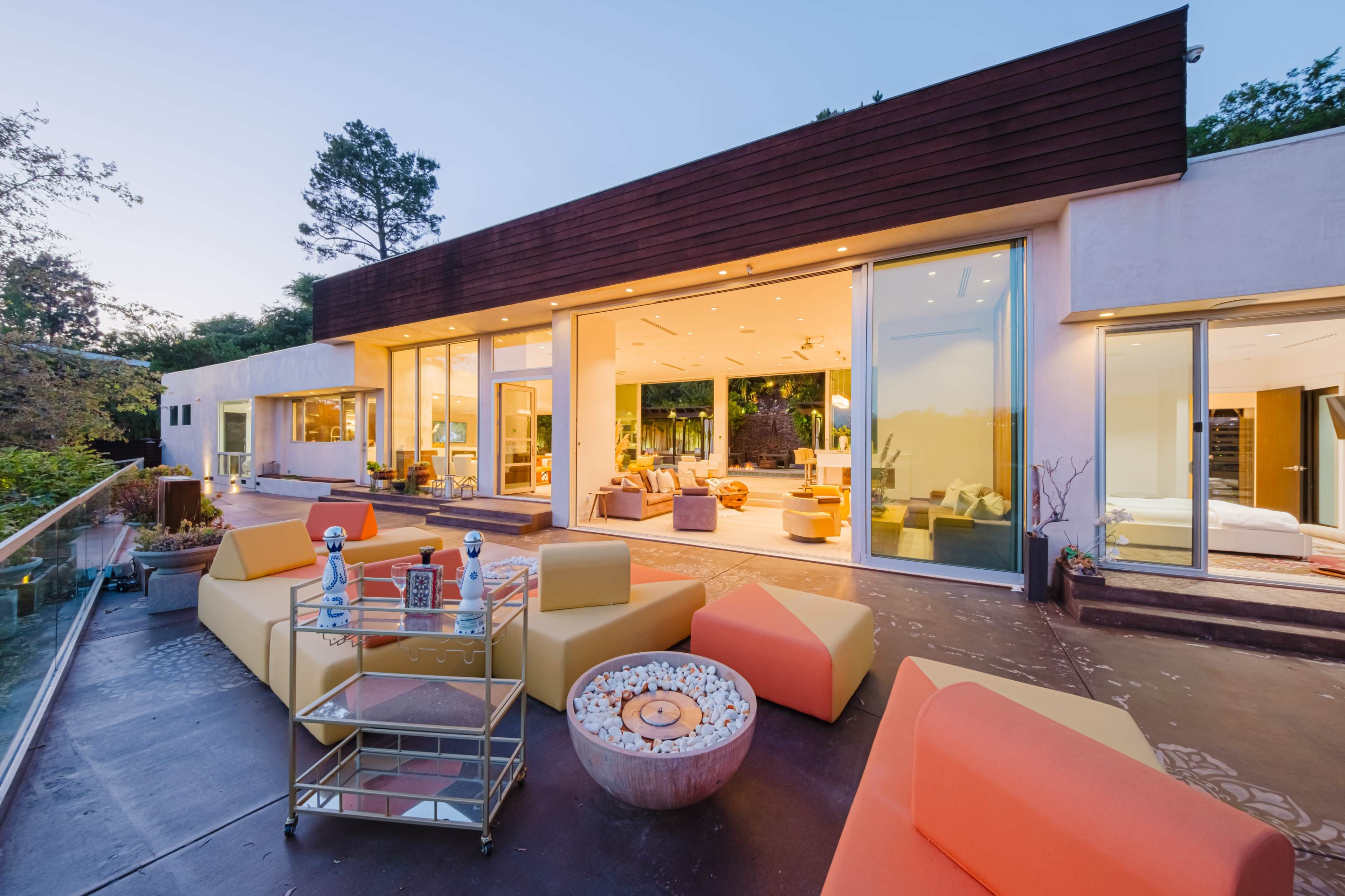 ZEN HAVEN: A SERENE ESCAPE IN BEVERLY HILLS Image in Beverly Crest, Beverly Hills, CA
