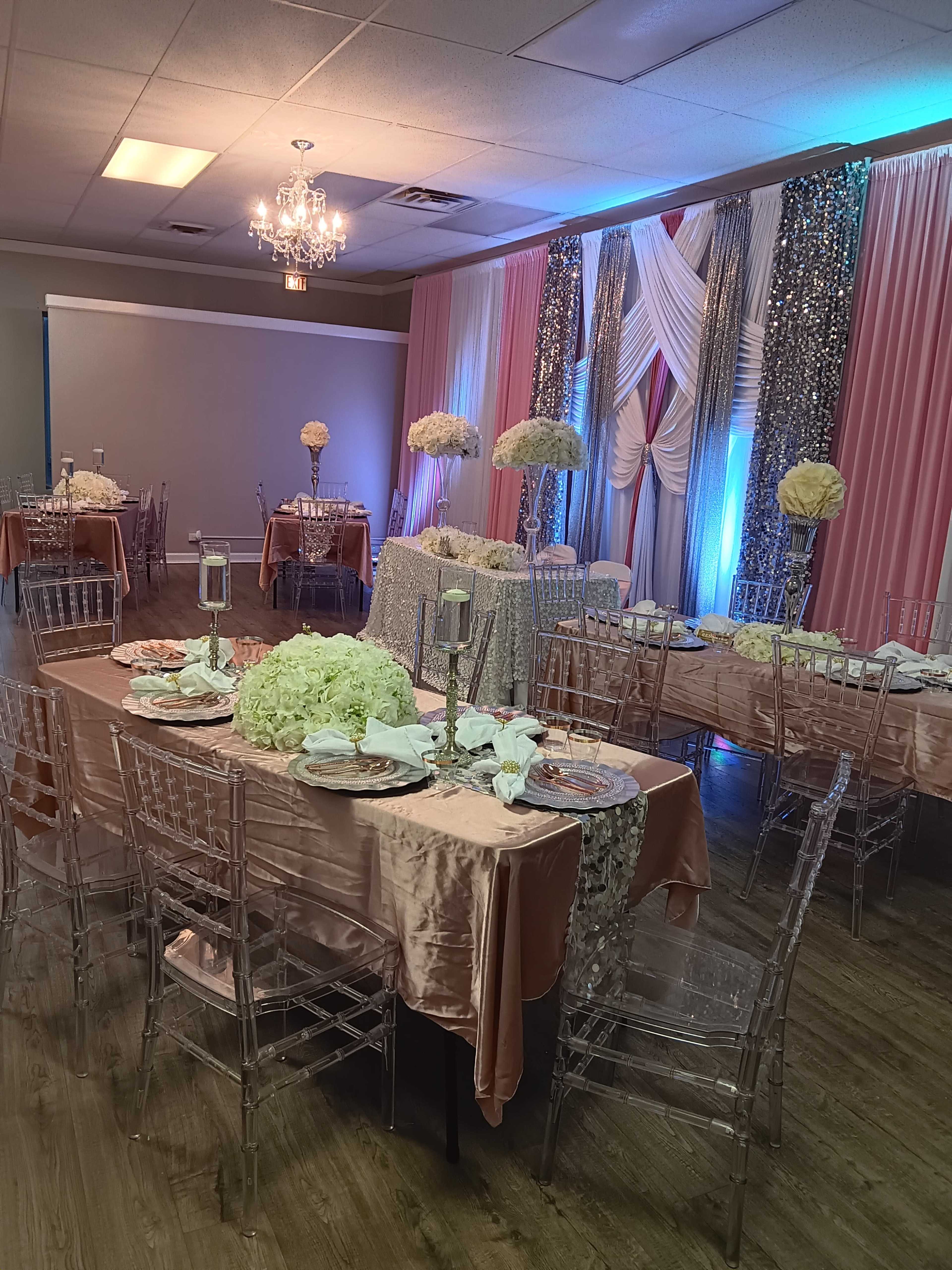 Intimate space, privately situated Off Cicero Ave and 127th St Image in Worth Township, Alsip, IL