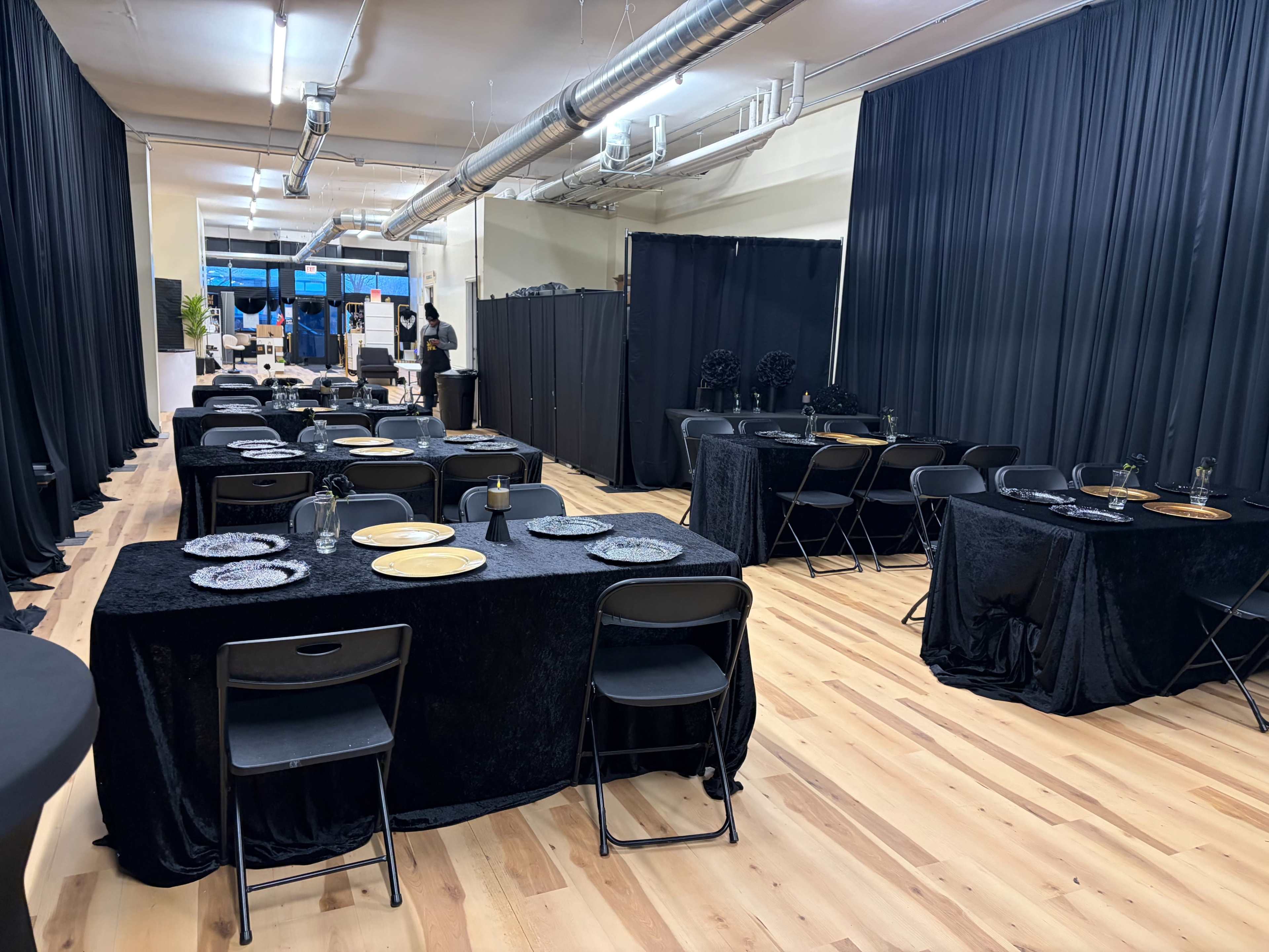 Bright South Side Studio for Workshops, Pop-Ups & Creative Events Image in South Side, CHICAGO, IL