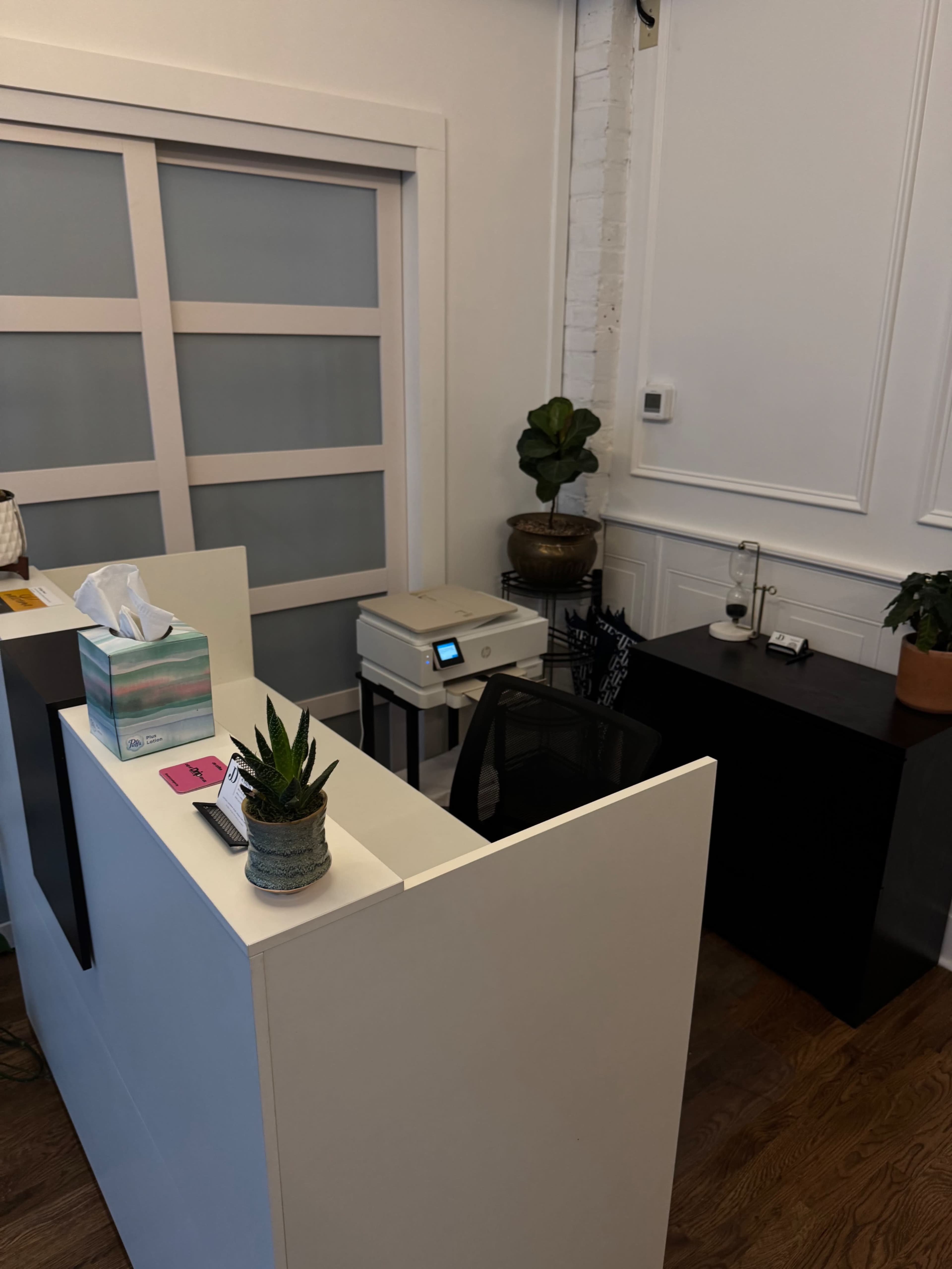 Modern Office/Conference Room Image in Covington, Covington, KY