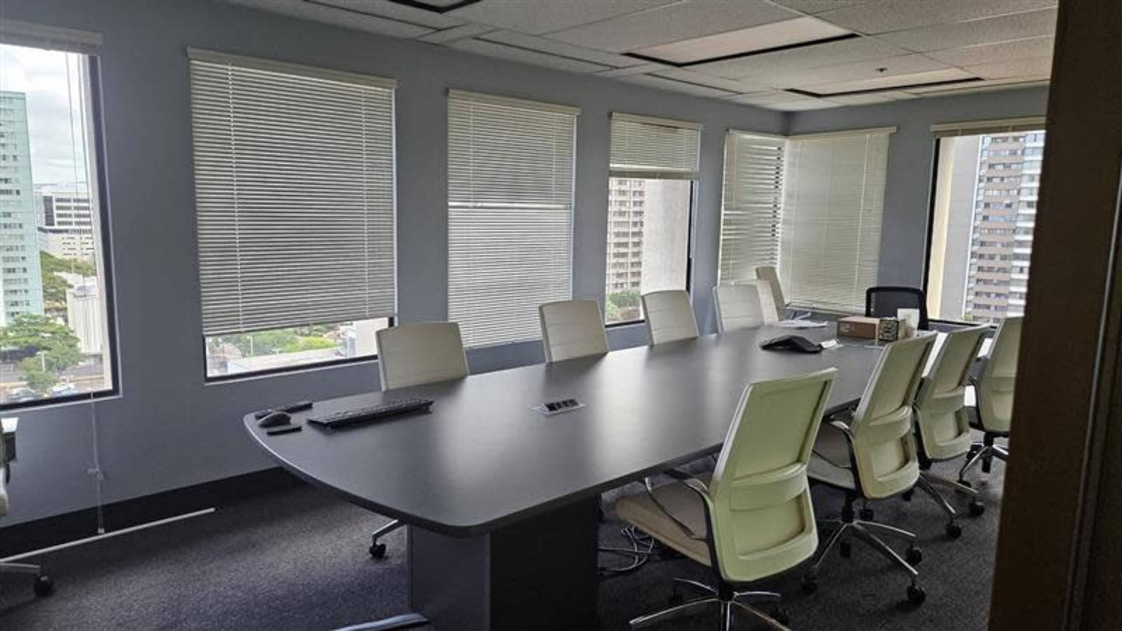 Downtown Conference Room Image in Downtown, Honolulu, HI