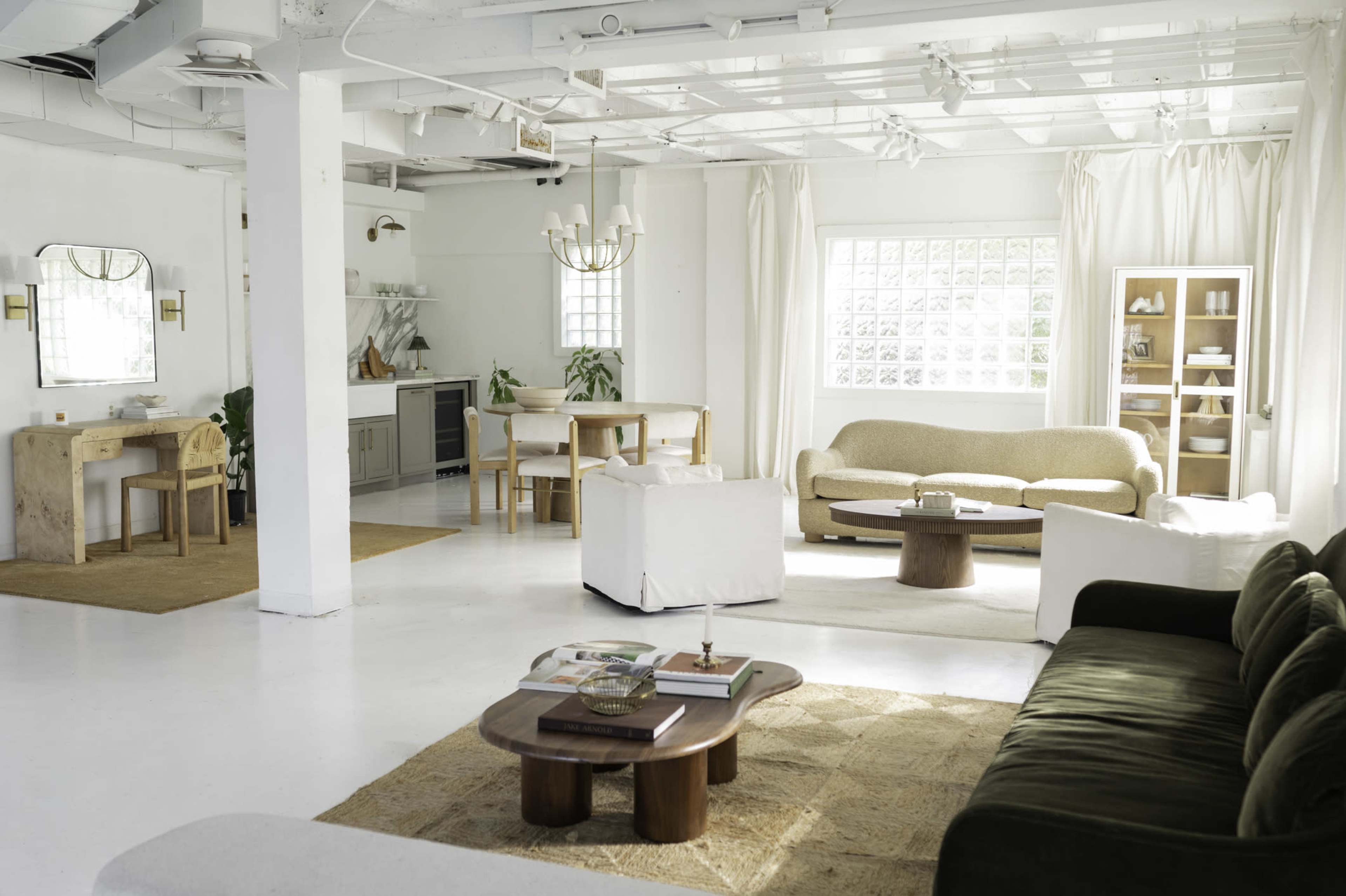 Lifestyle Photoshoot in the Montrose Area Image in Montrose, Houston, TX