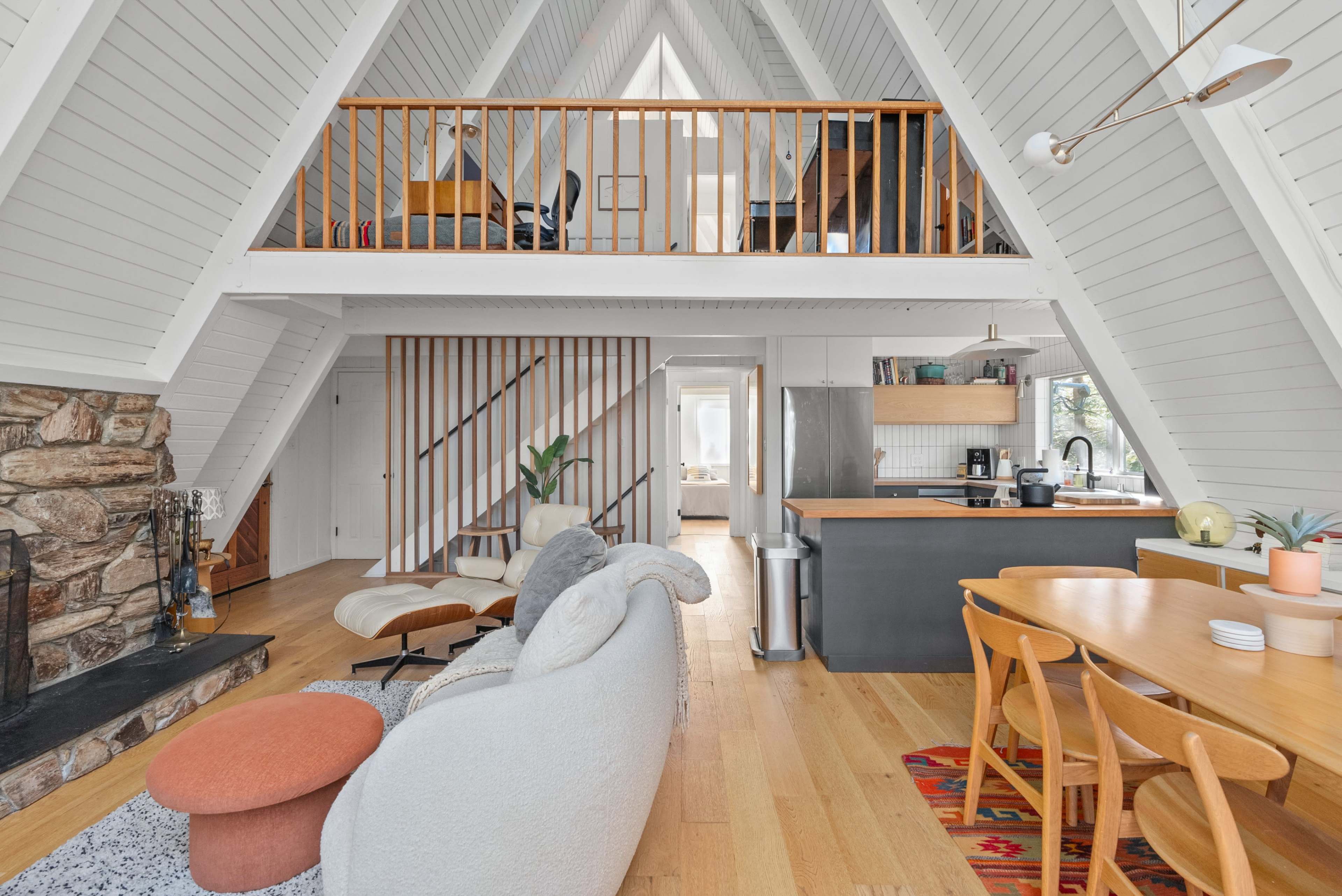 Luxury Modern A-Frame in a Serene Setting Image in Lake Arrowhead, Lake Arrowhead, CA