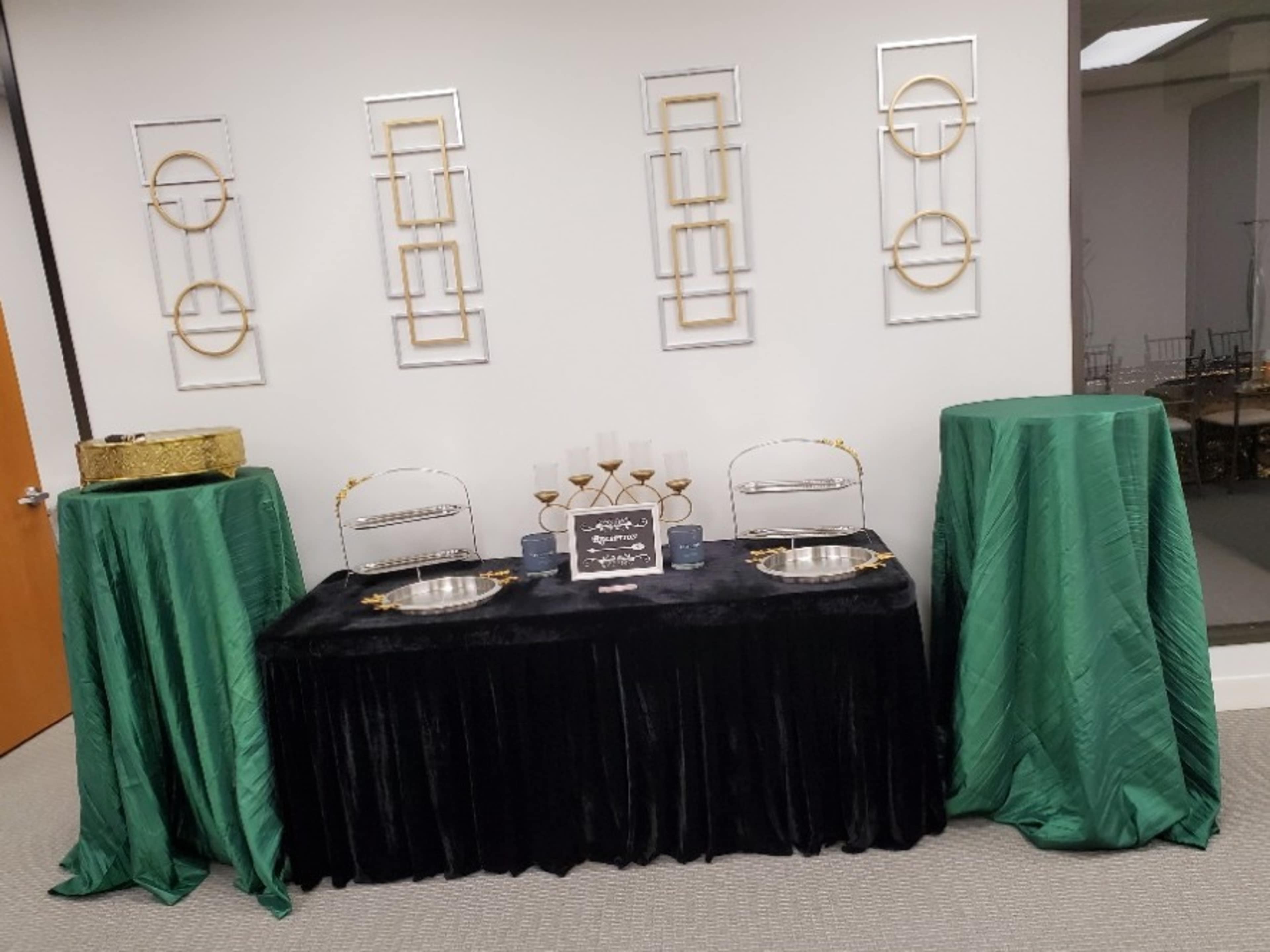 Table linens and setup 