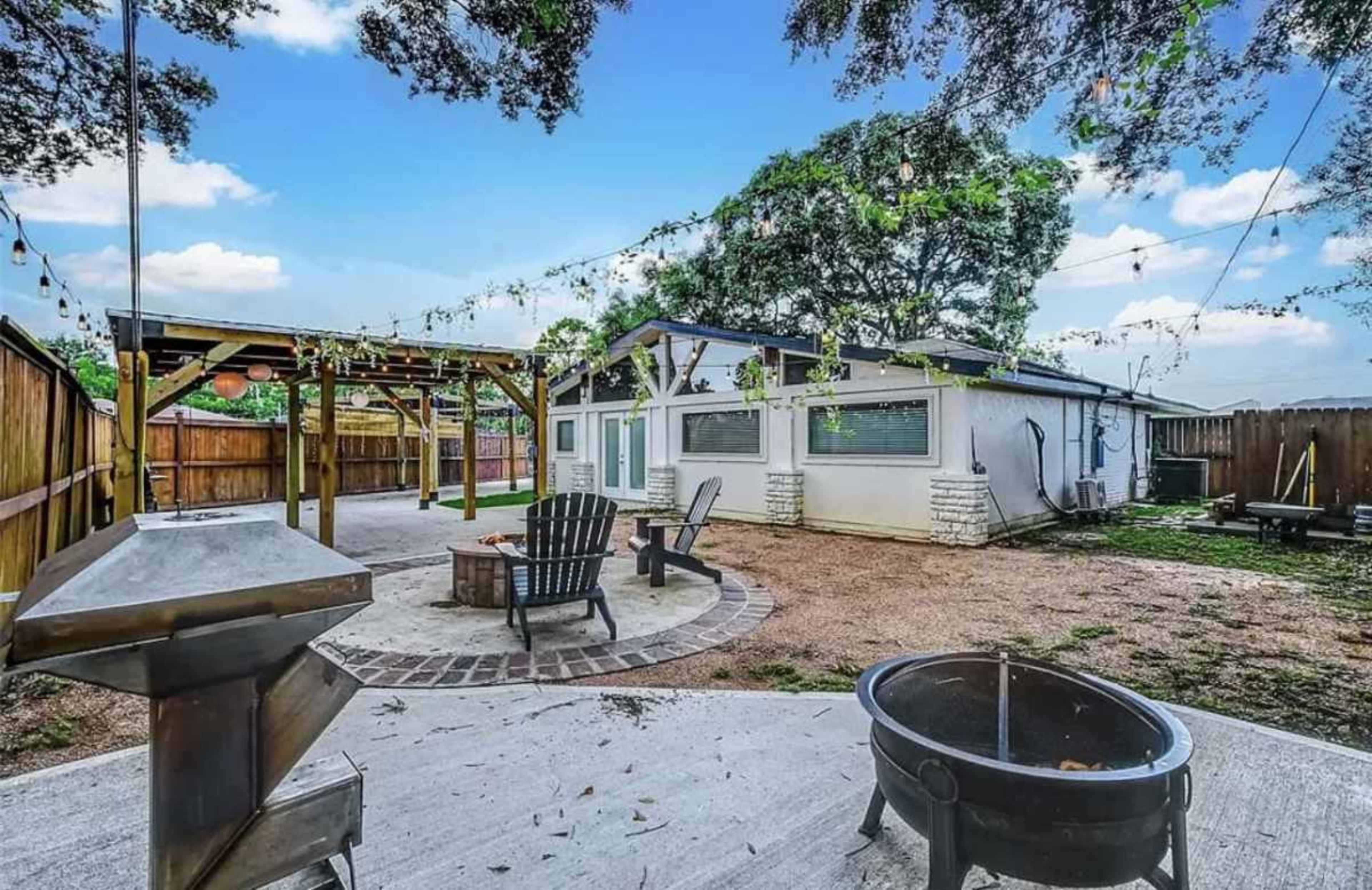 Urban Oasis Retreat Image in South Belt / Ellington, Houston, TX