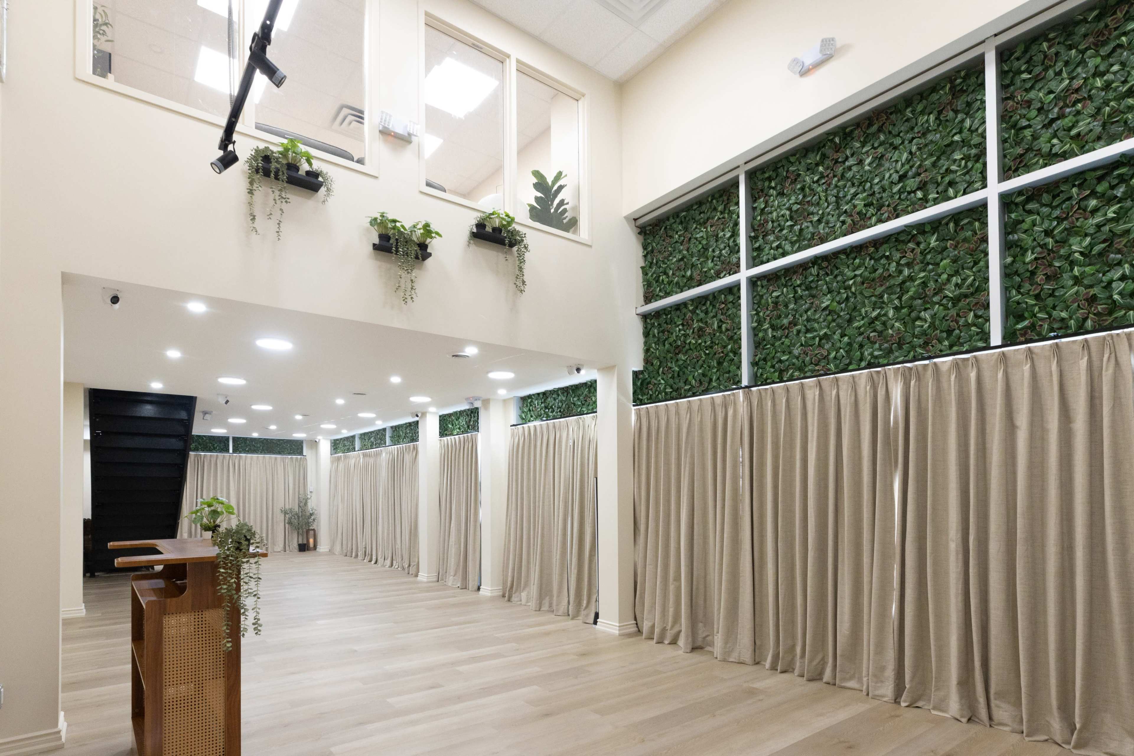 Bright Multi-Use Studio in Toronto with Natural Light Image in Clairlea, Toronto, ON