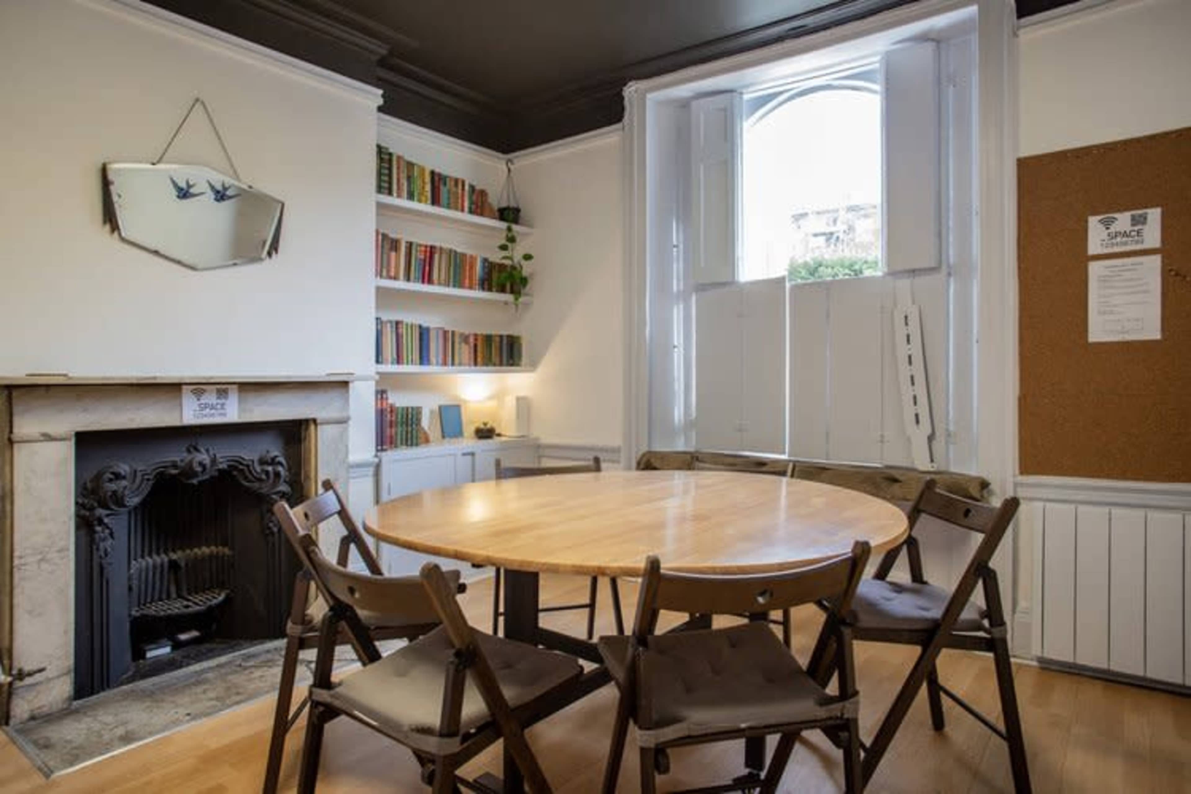 The Study Meeting Space Image in Islington, London, ENG
