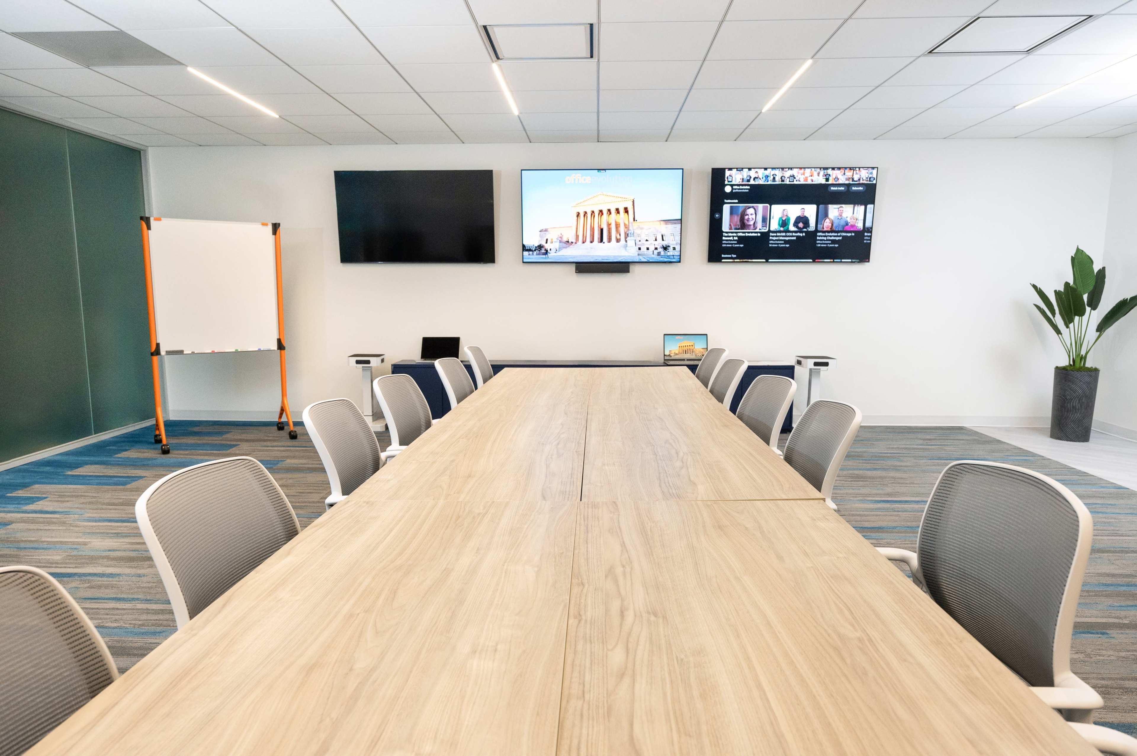 Meeting and Event Space in Arlington Virginia Image in Rosslyn, Arlington, VA