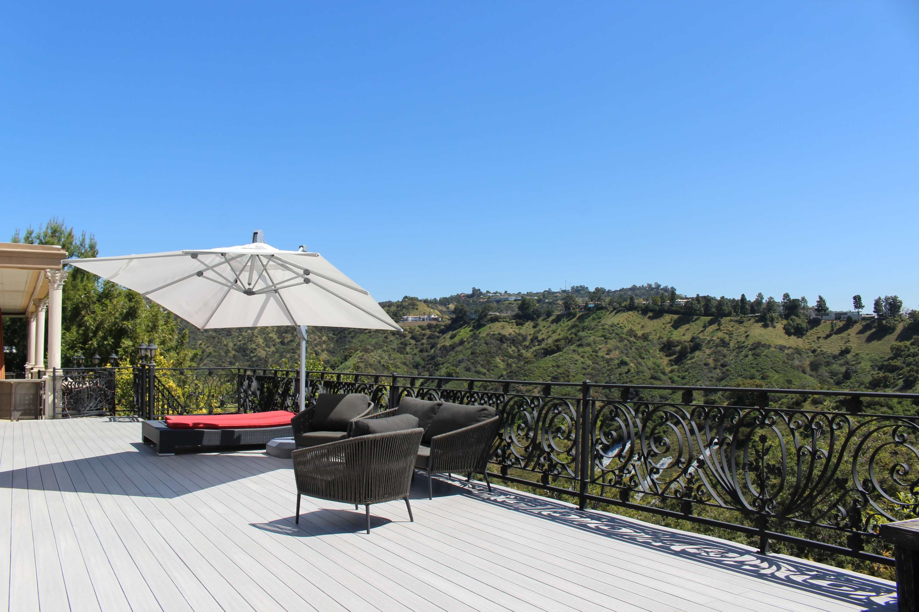 Beverly Hills Hillside Spacious Skyline Balcony with Pool & Jacuzzi Image in Beverly Crest, Beverly Hills, CA
