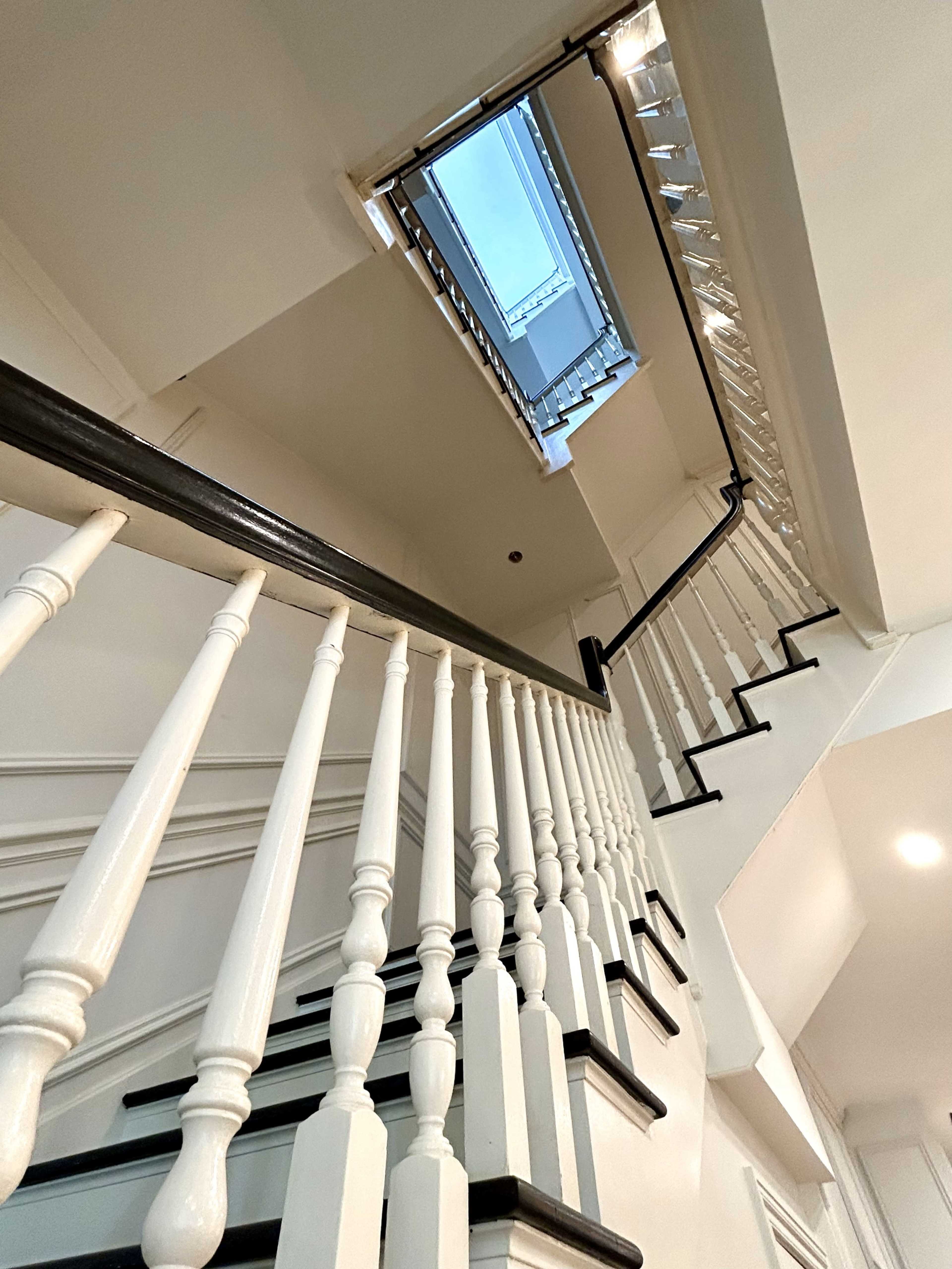 Chicago Classic Row Home for Styled Shoots Image in Near North Side, Chicago, IL