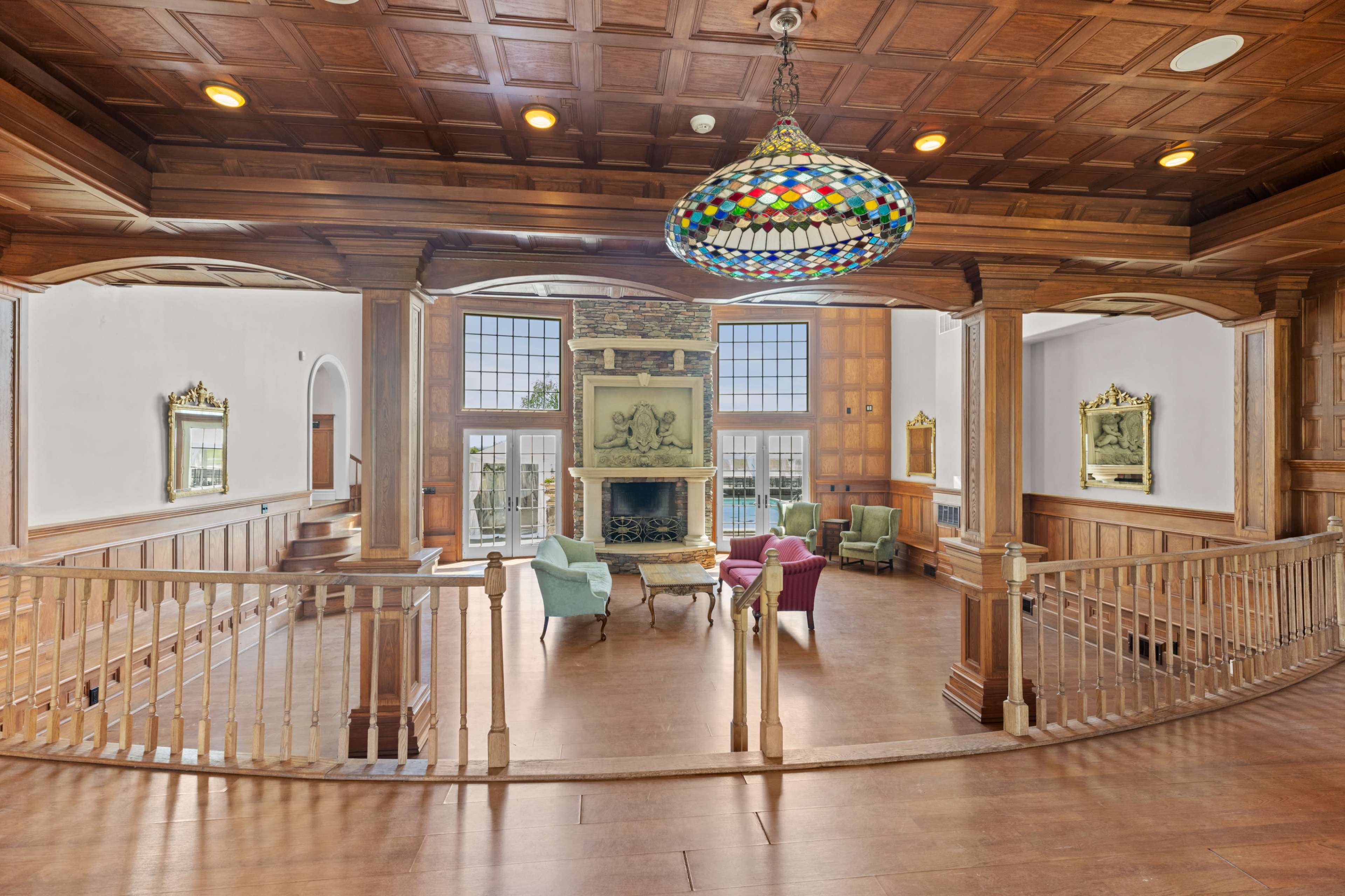 Chelsea Sun Inn - Poconos Farm Venue - Barns - Pool - Mountain - Mansion Image in Upper Mt Bethel Township, mount bethel, PA