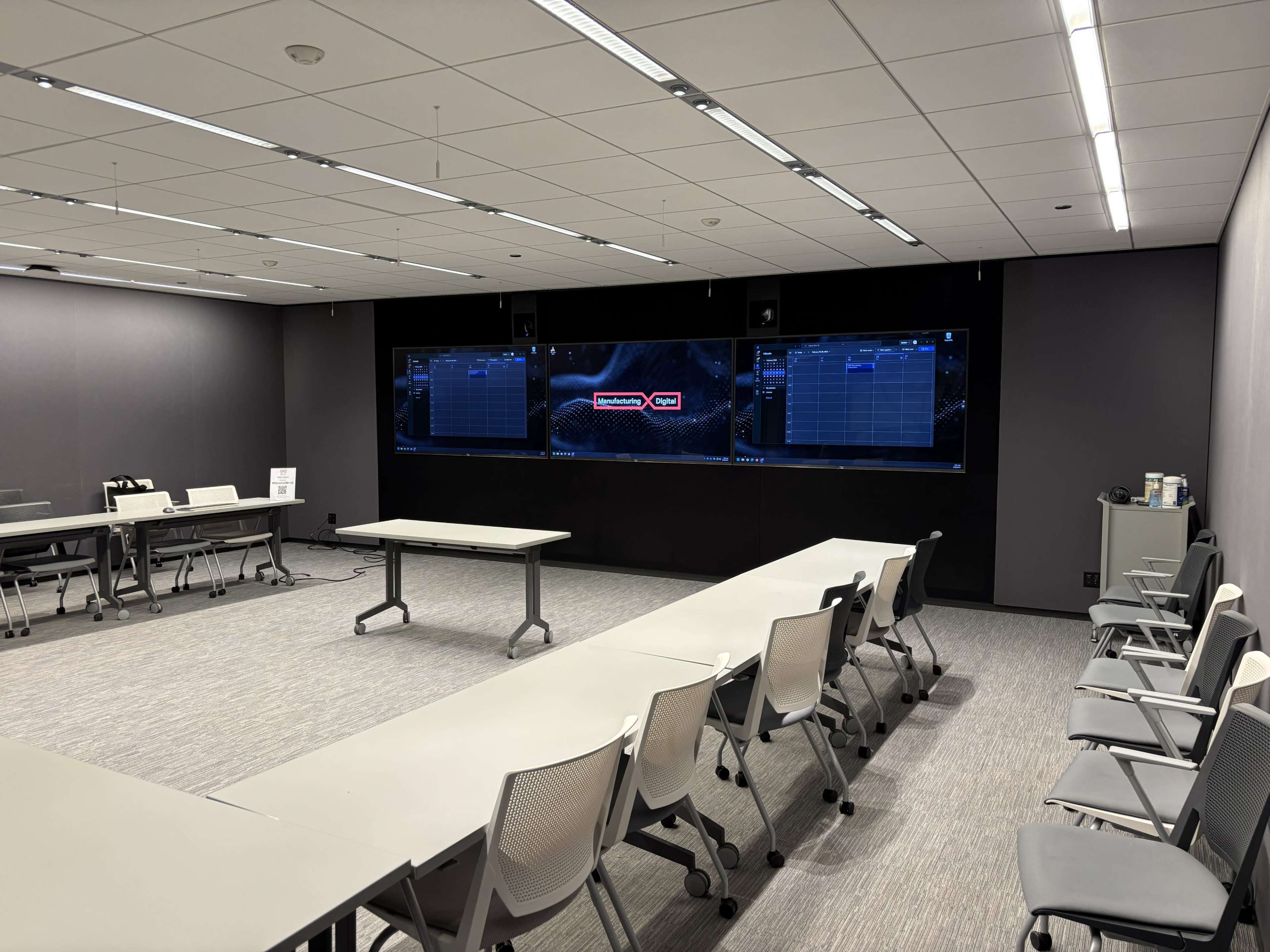 Connect Center Image in Near North Side, Chicago, IL