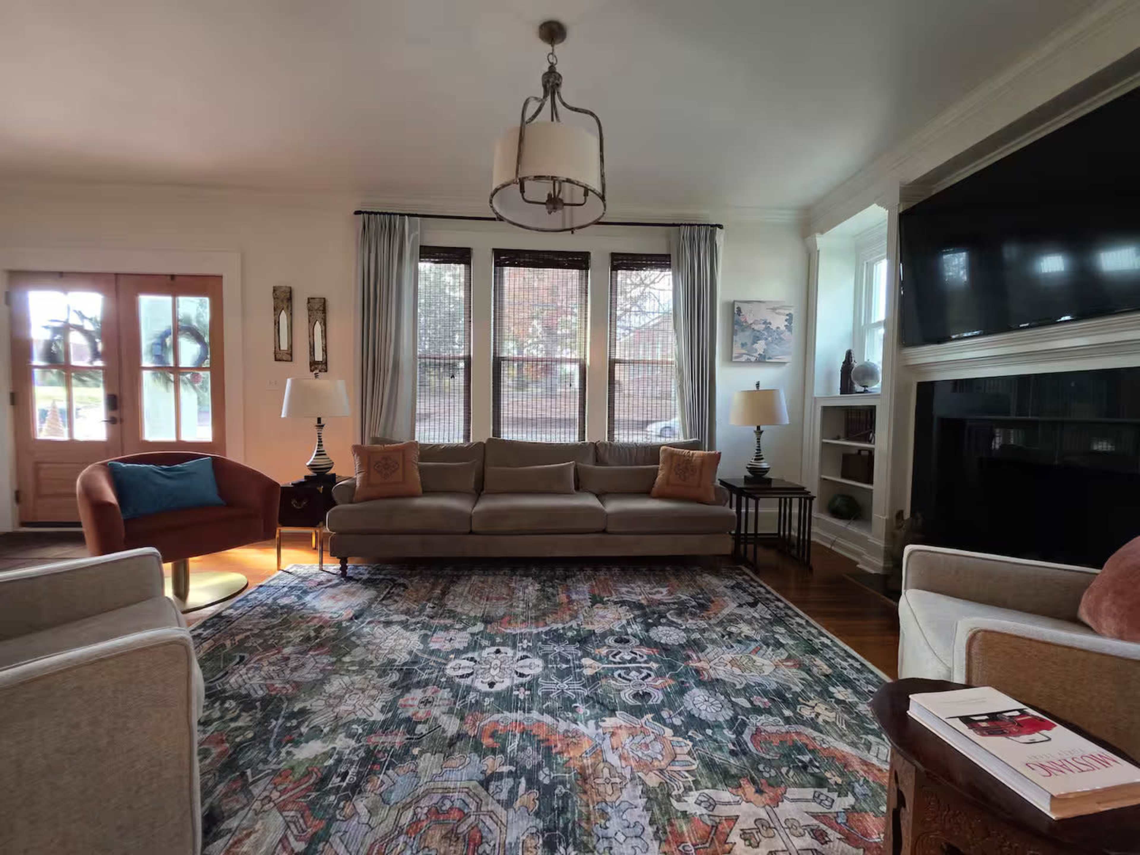 Downtown Vintage Home in Main St USA Image in Belmont, Belmont, NC