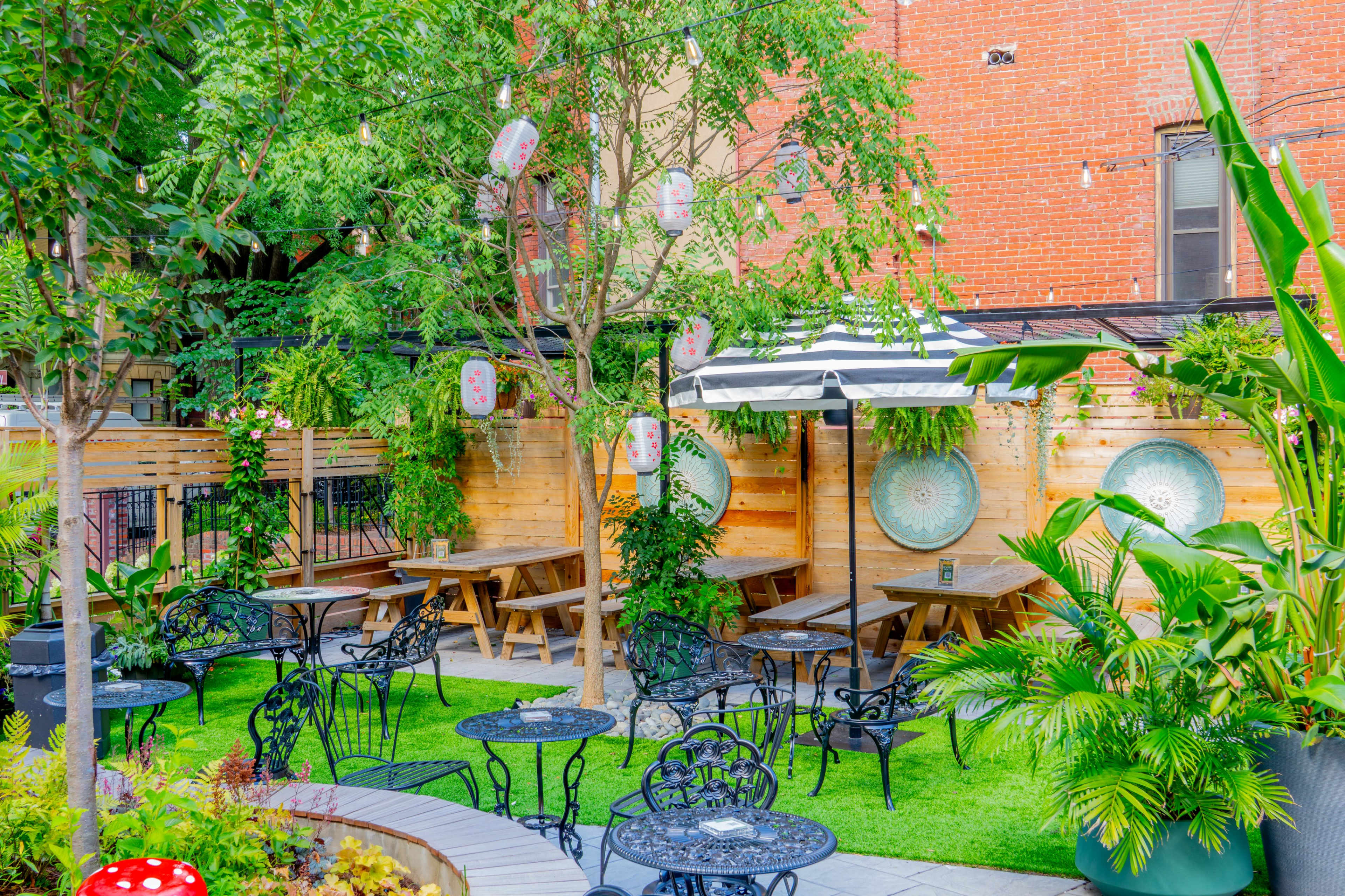 Barrel House Cafe & Bar Image in Northwest Washington, washington, DC