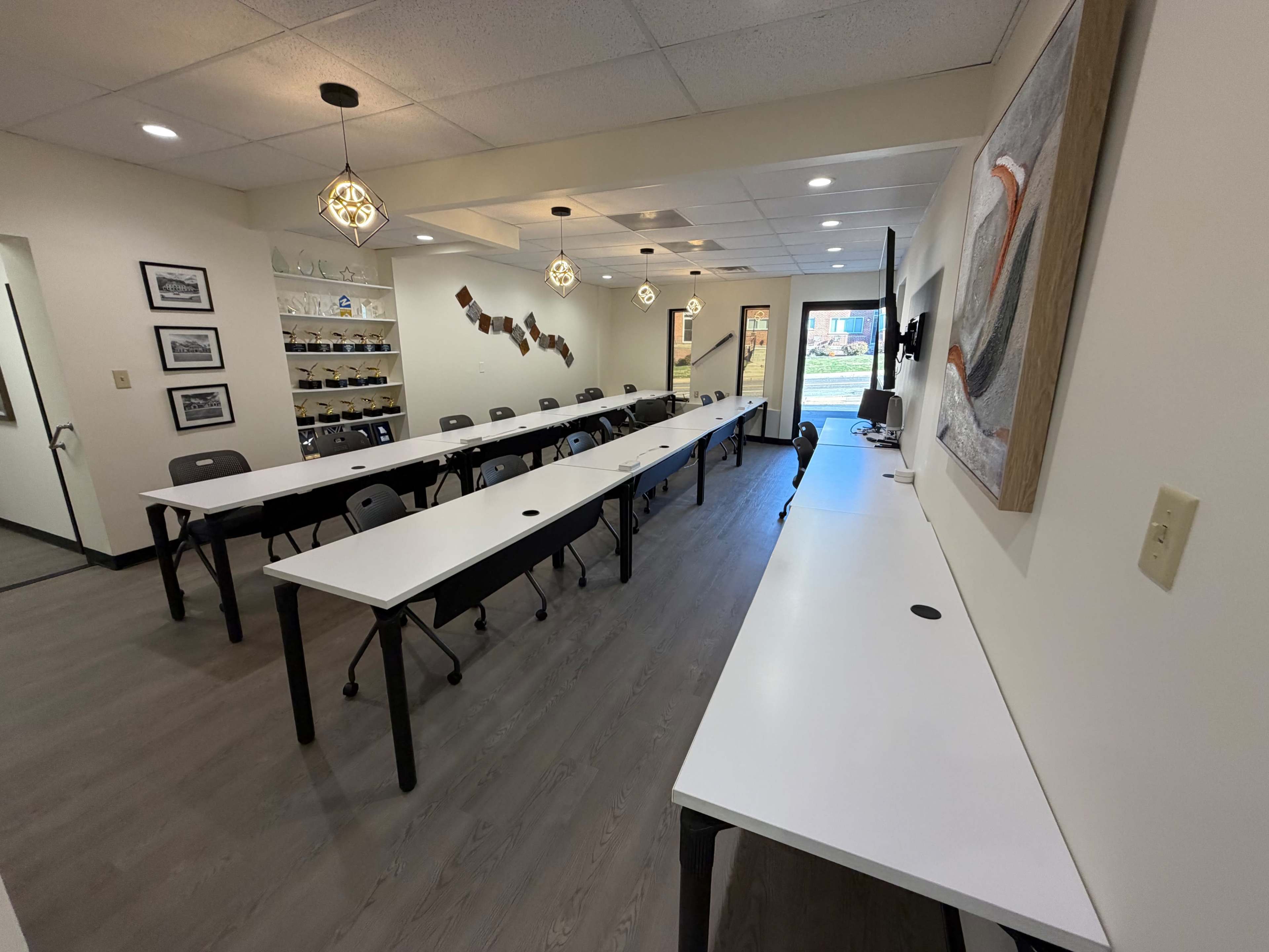 Training Center and Conference Room Image in Jefferson Township, Shrewsbury, MO
