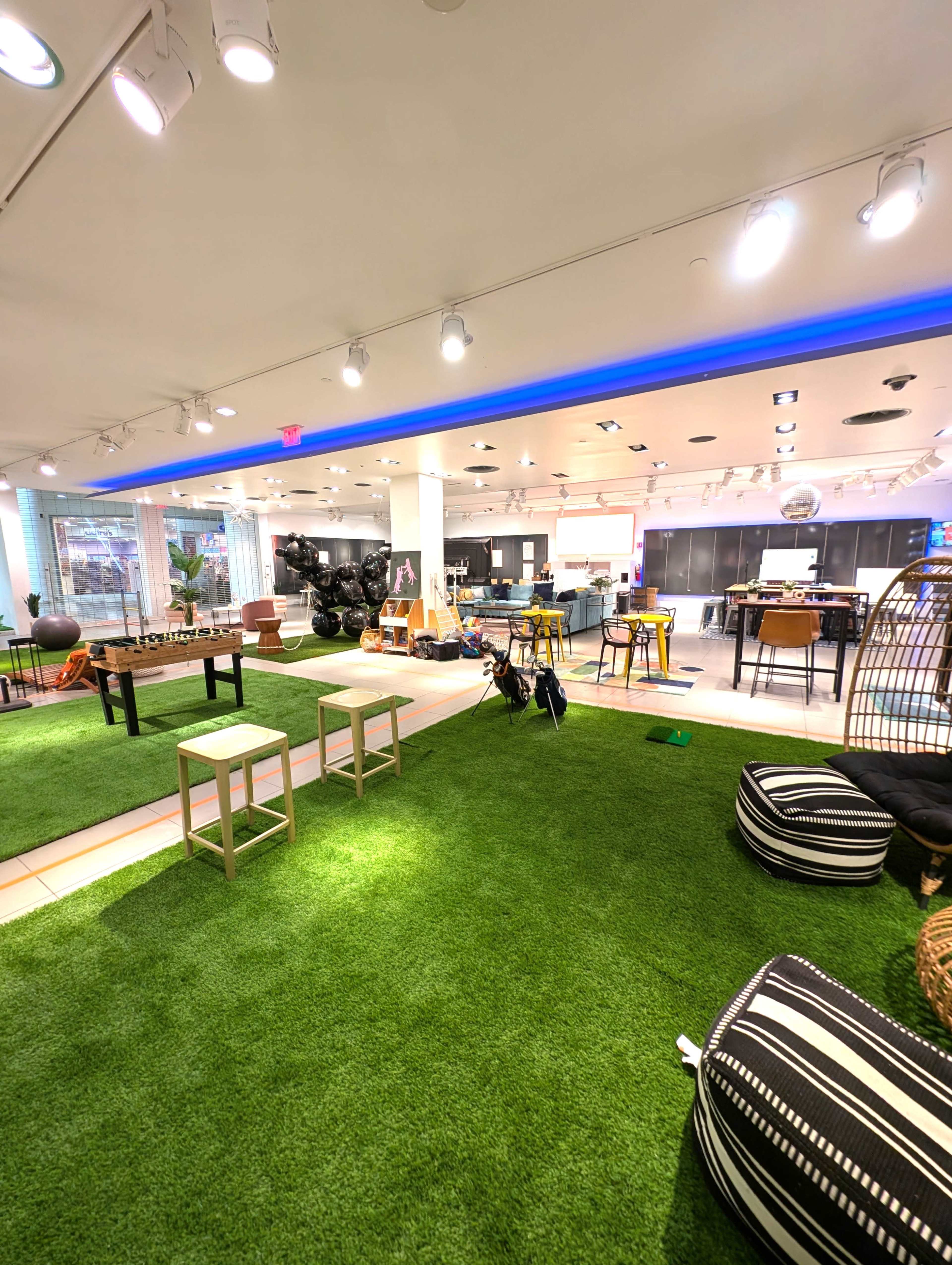 4000 sq ft EVENT SPACE | Parties, Classes, Socials, Fun & More | Free Easy Parking Image in North Redondo, Redondo Beach, CA