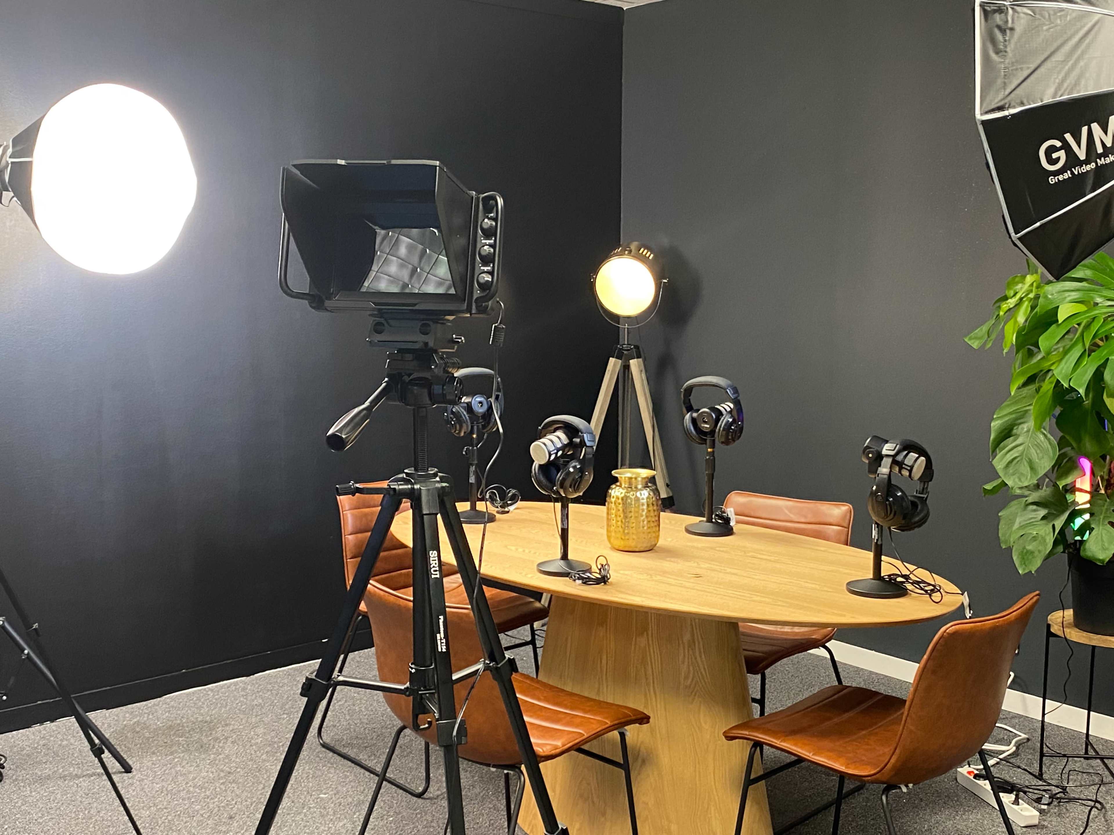 Studio Podcast à Lyon Image dans Parc du Chêne, BRON, 