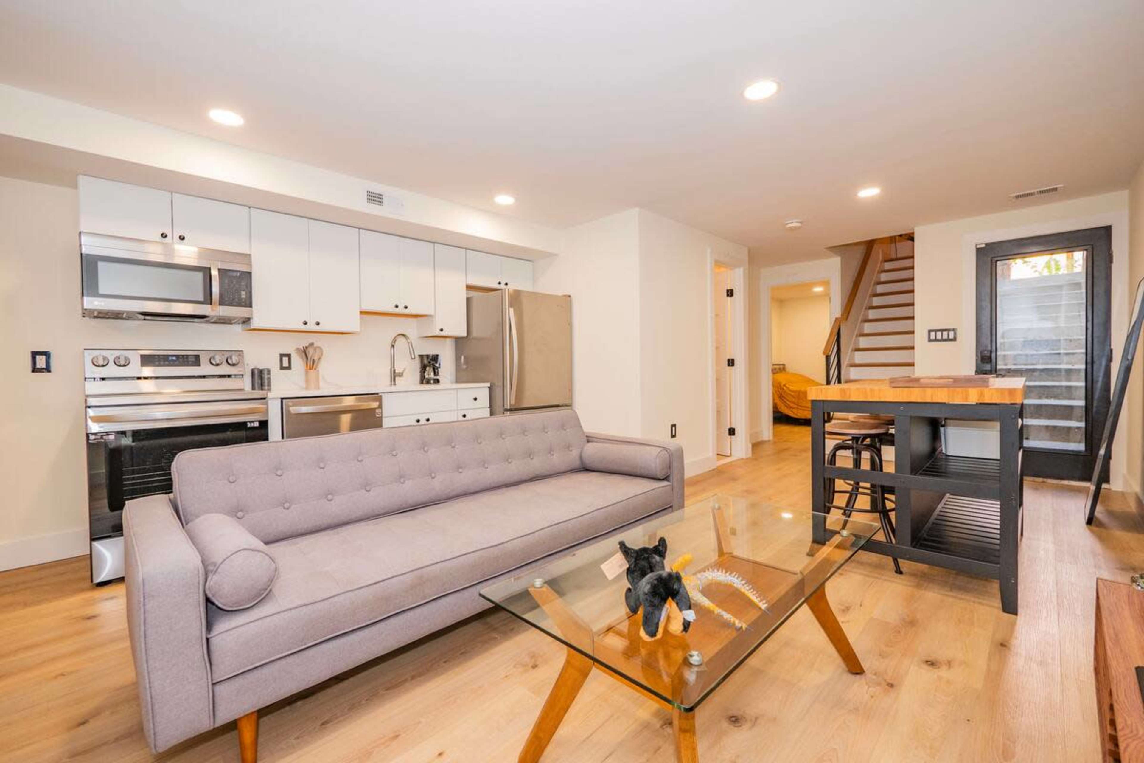 Luxurious & Stylish Retreat for your Extended Stay Image in Northeast Washington, Washington, DC