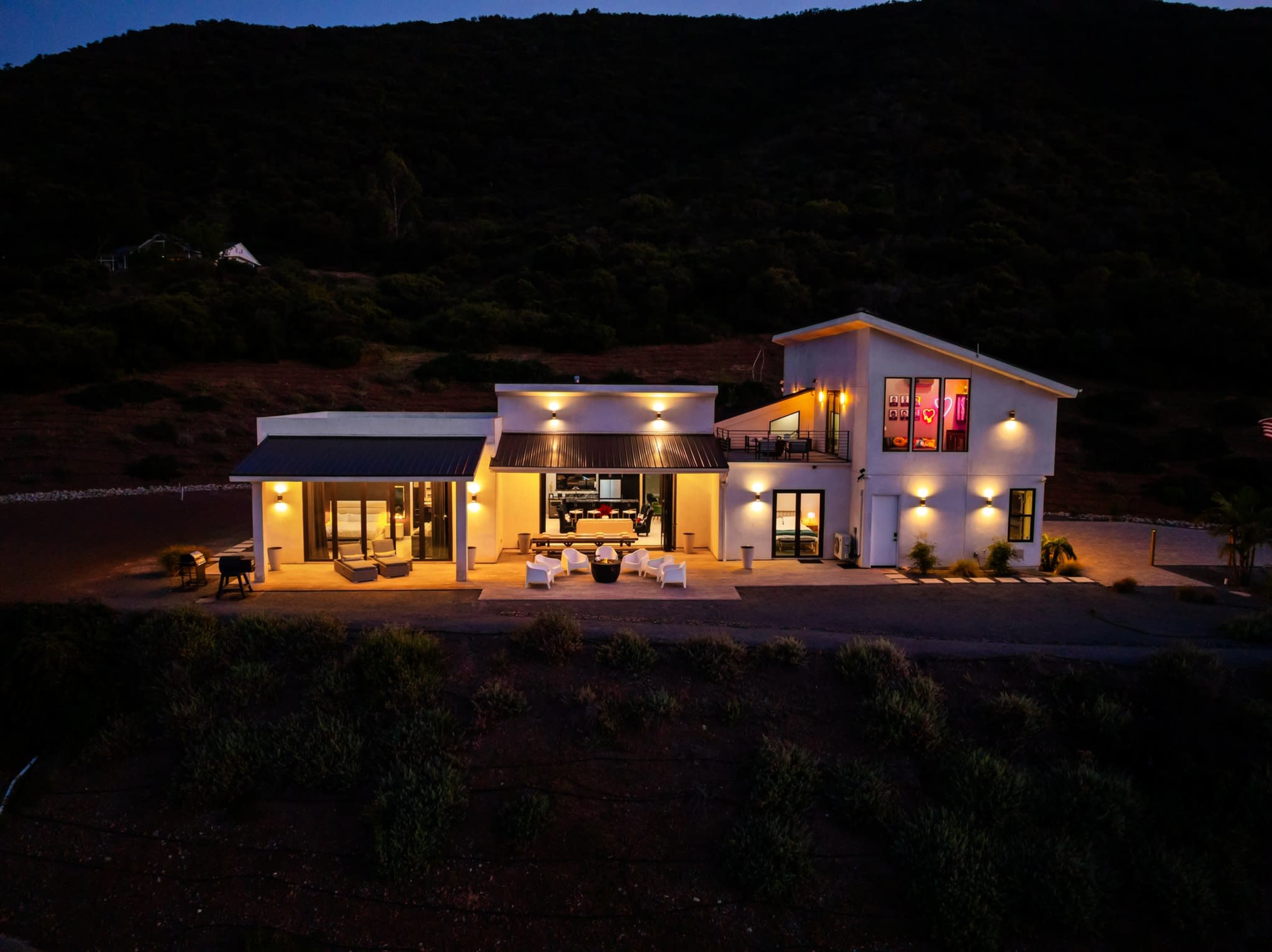 Luxury Modern Home near Temecula with breathtaking views! (Cassiopeia’s Crown) Image in , Murrieta, CA